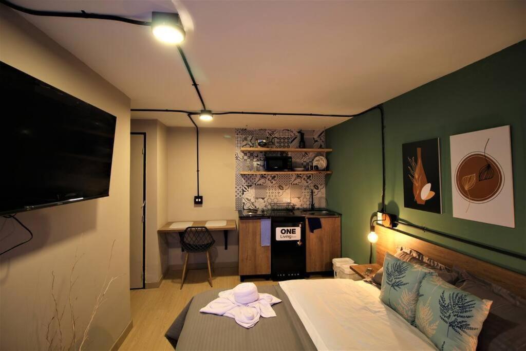 Apartamento privado con patio interno ONE103 By Roots Rentals