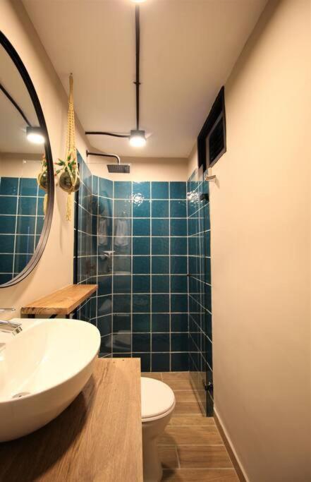 Apartamento privado con patio interno ONE103 By Roots Rentals