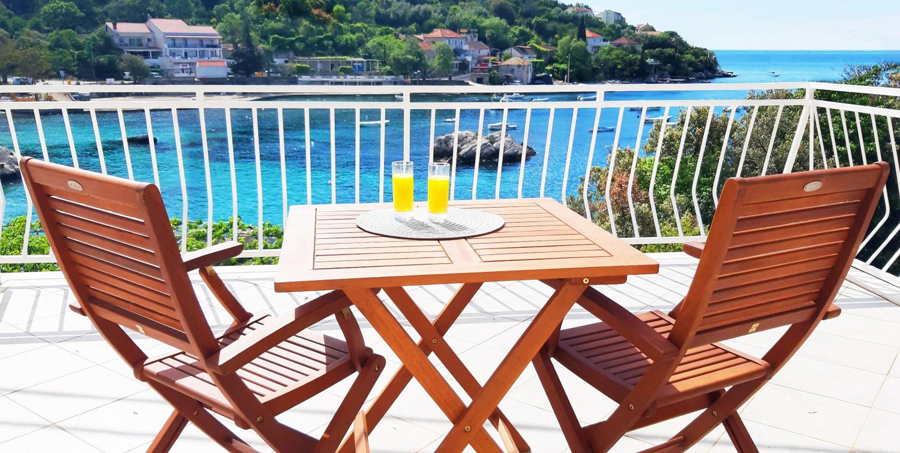 Villa Ana Apartments