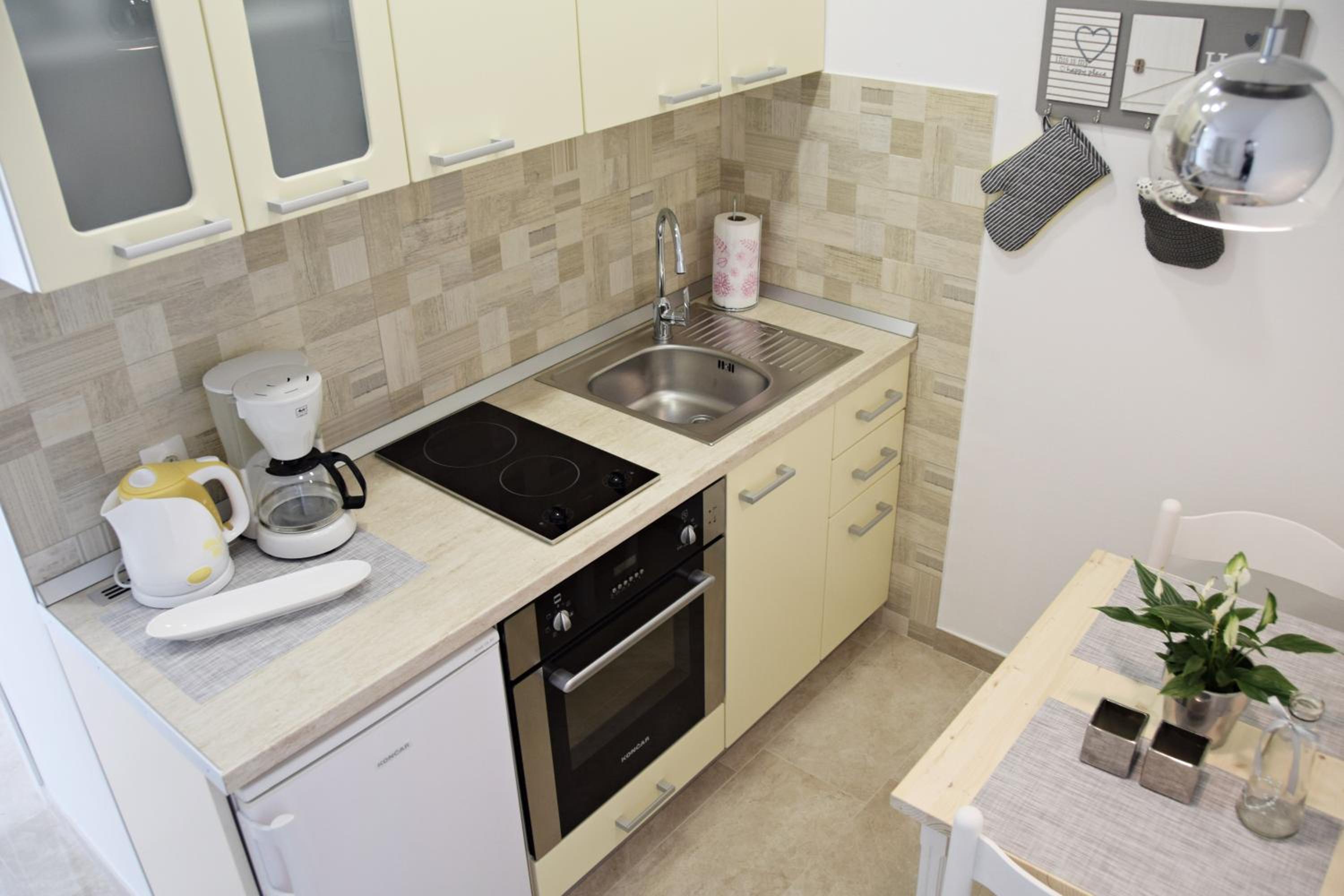 Villa Ana Apartments