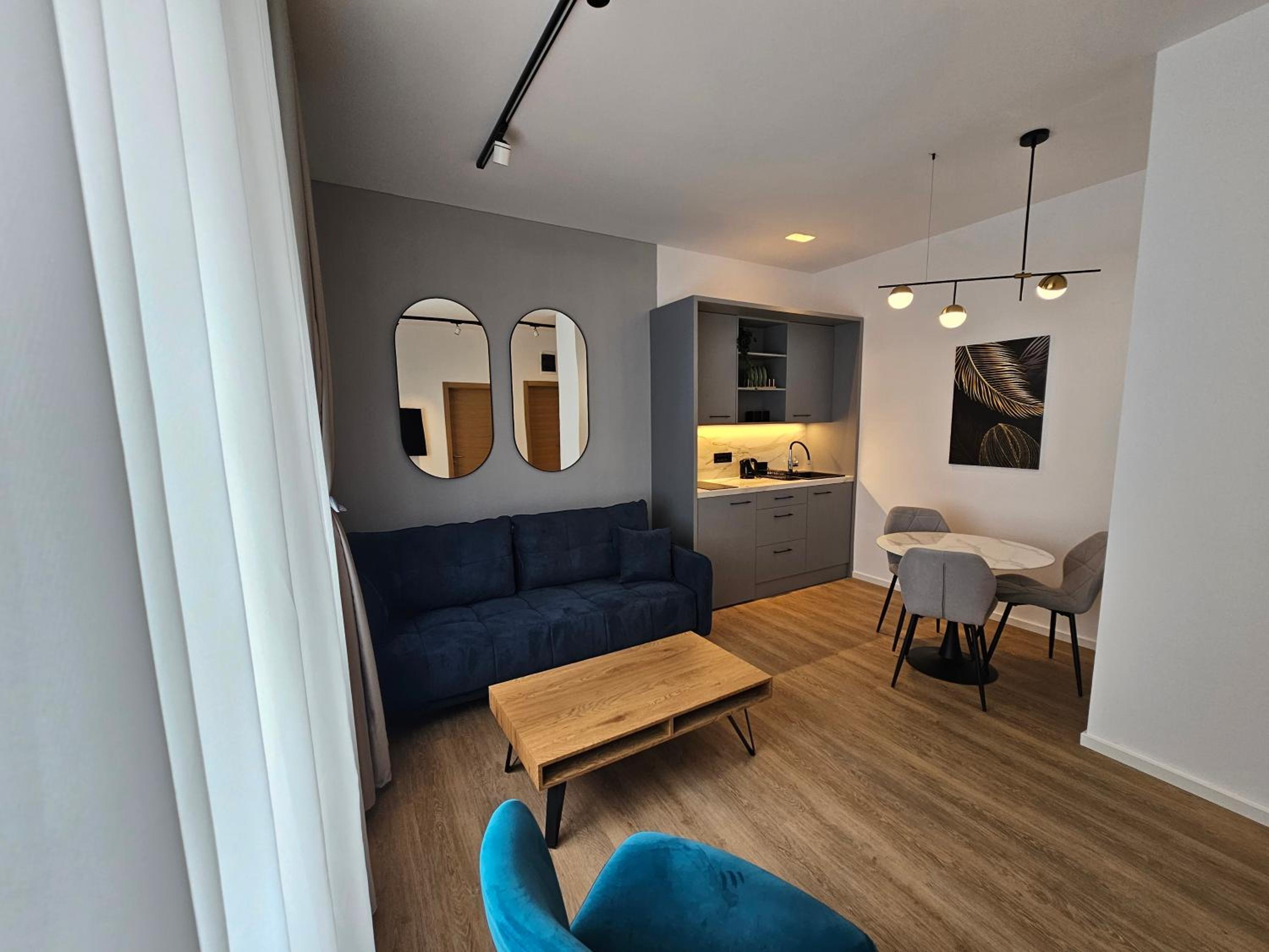 City Nest Modern & Cozy Suites