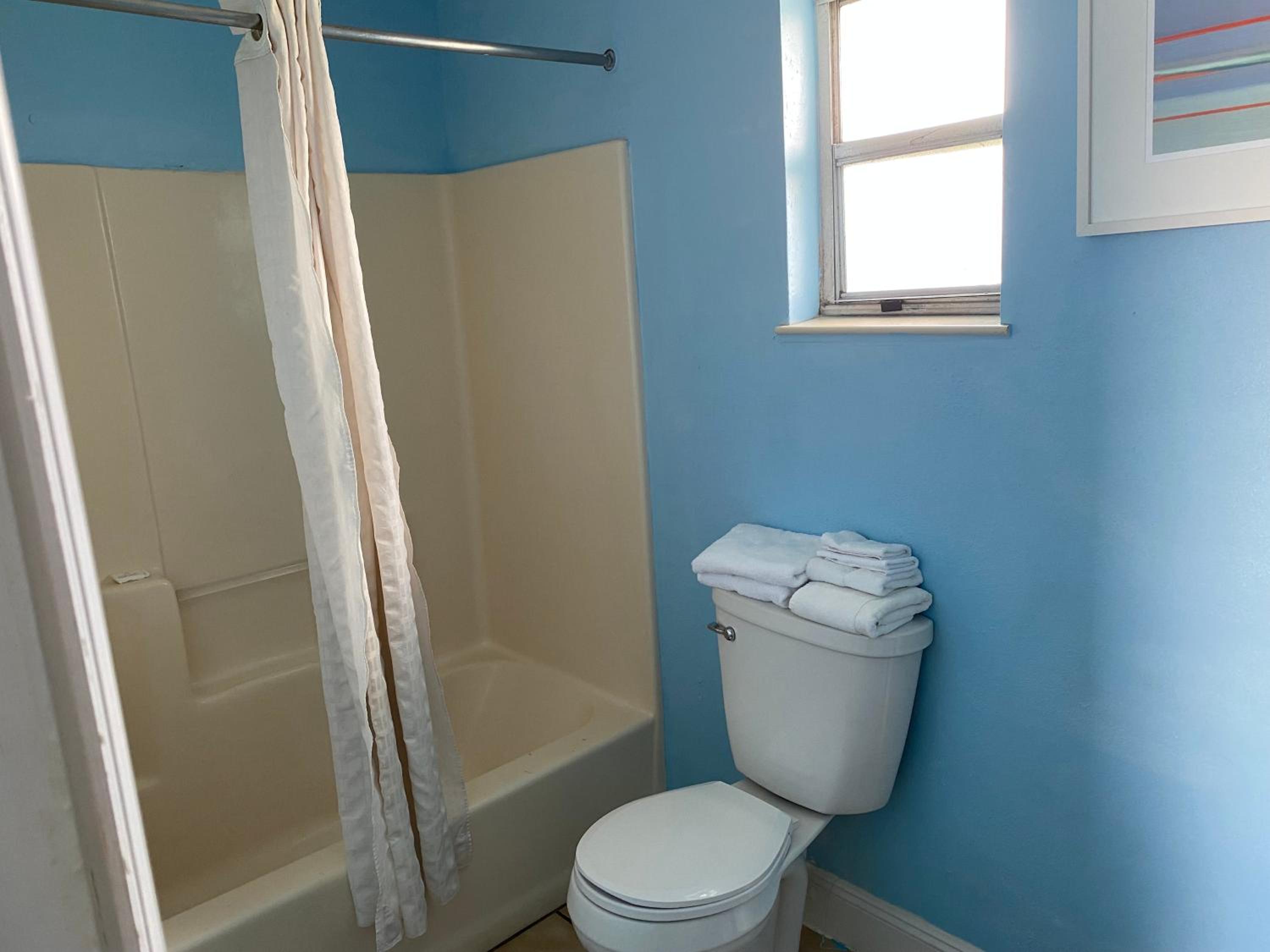 Sebring Vacations - Budget Inn of Sebring - Property Image 12