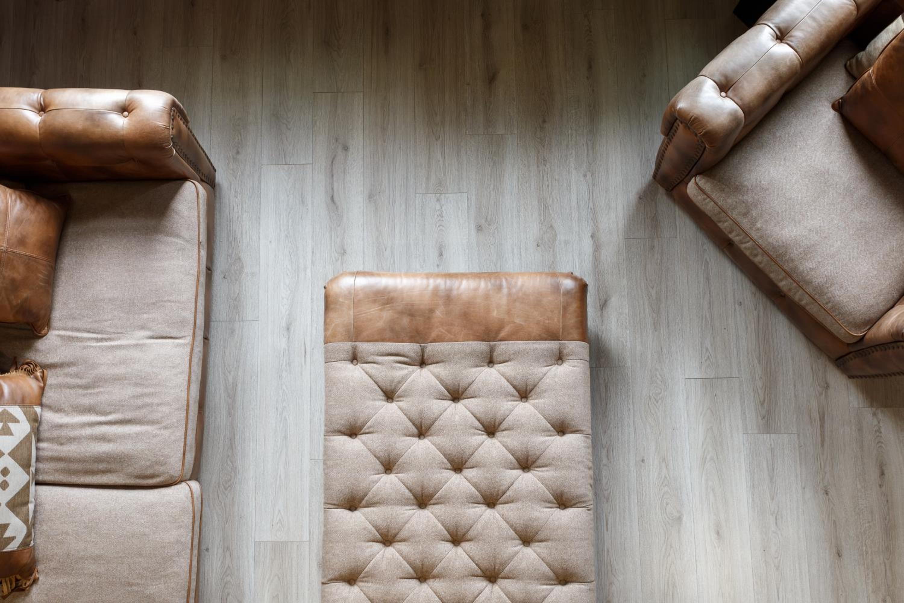 Bradford Vacations - Stunning Designer Penthouse - 85'' Cinema TV! - Property Image 4