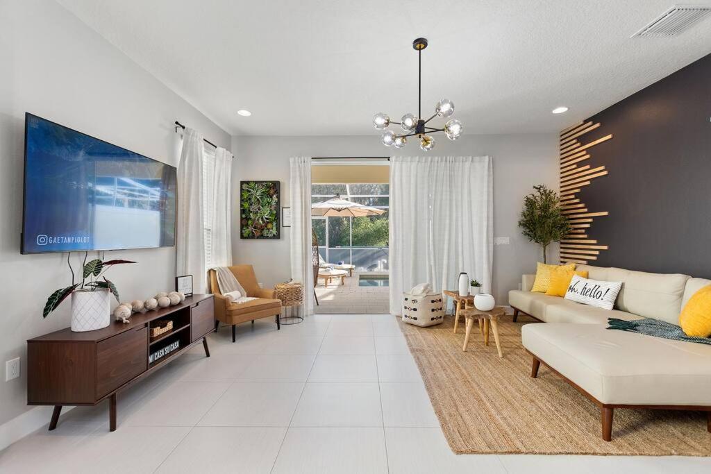 Placid Retreat Near Disney Orlando, FL