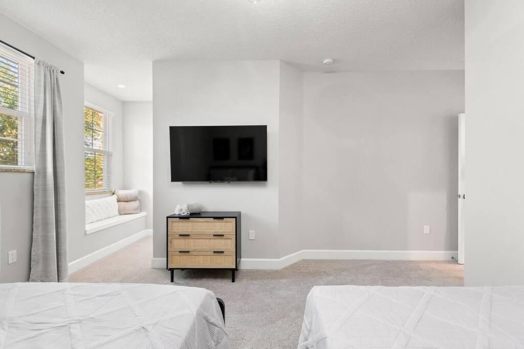 Placid Retreat Near Disney Orlando, FL