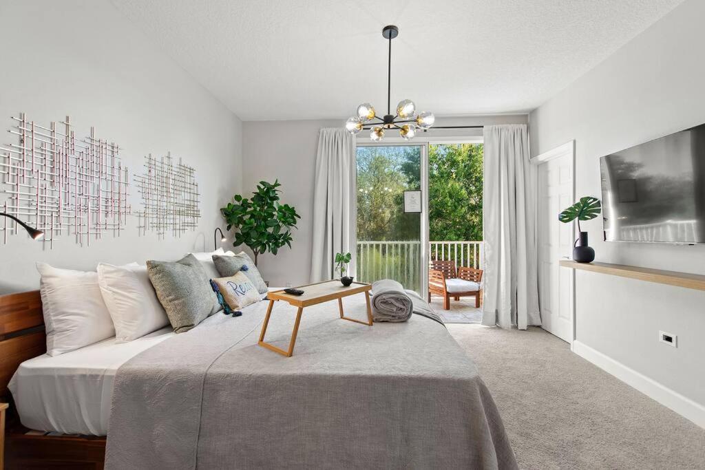 Placid Retreat Near Disney Orlando, FL
