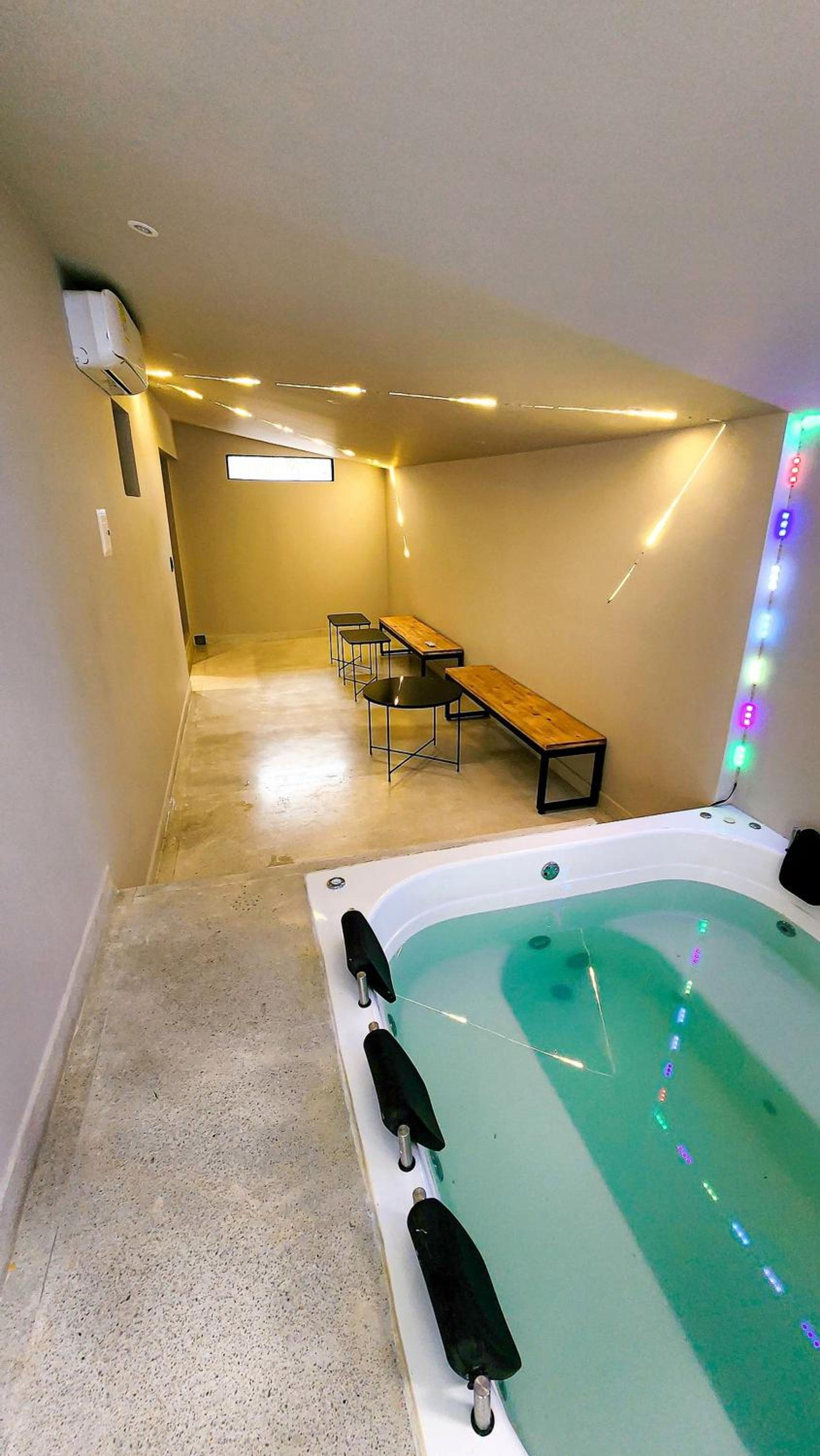 Villa Lomas With Pool & Party Room