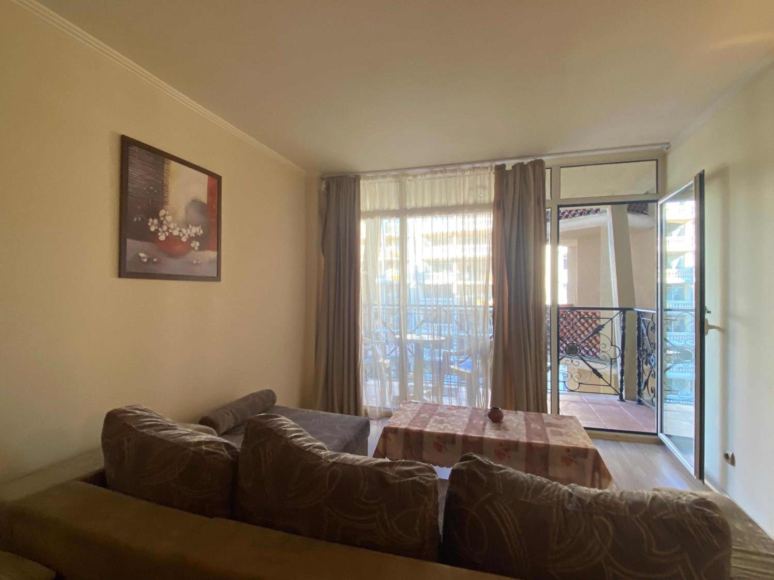 ATRIUM 402 Elenite One Bedroom Apartment