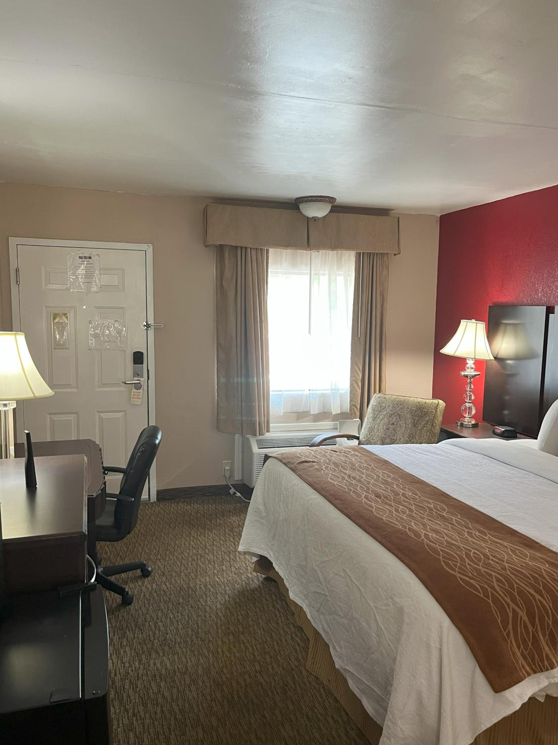 Pinetree Inn, Billede 4