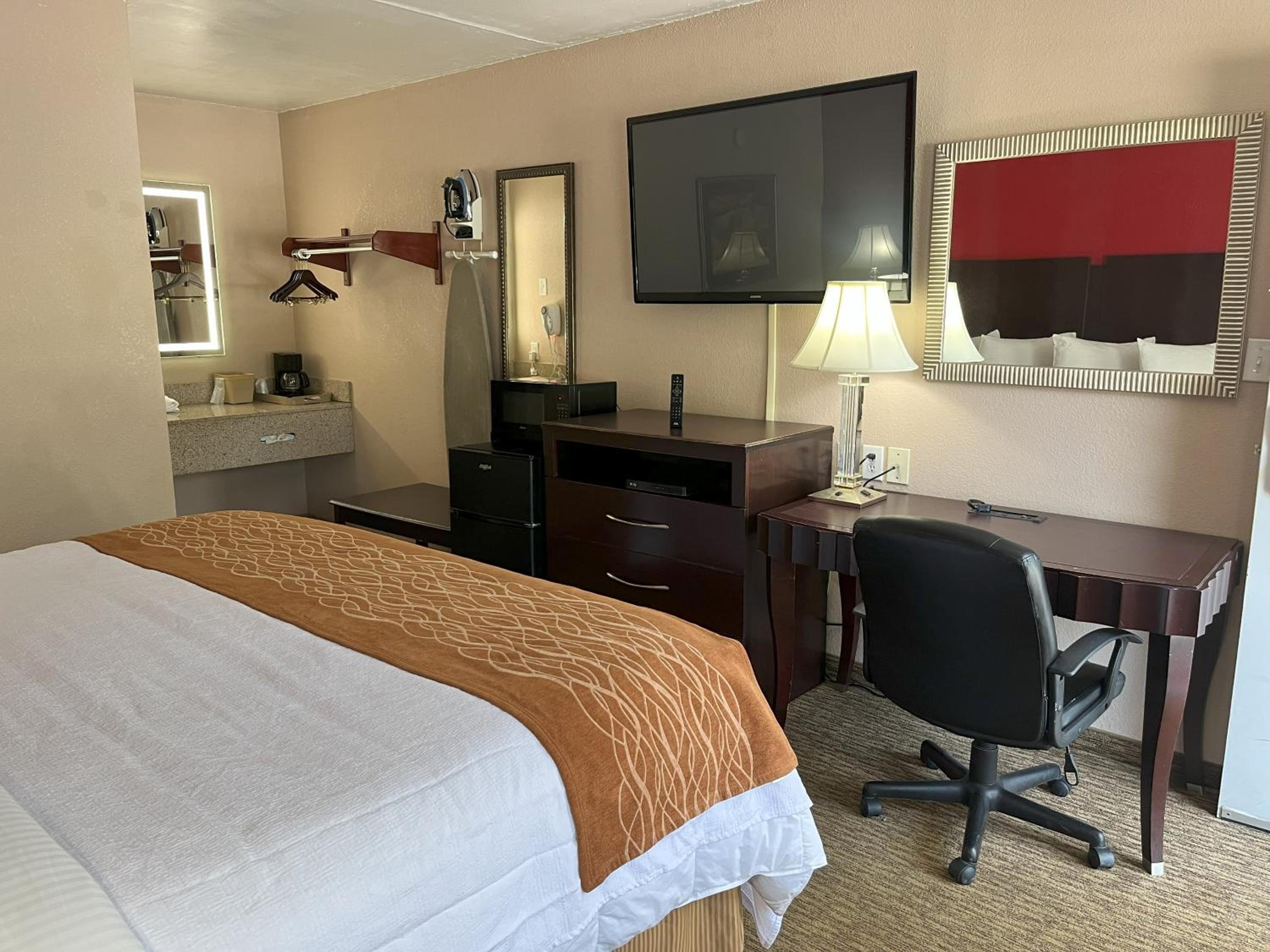 Pinetree Inn, Billede 7