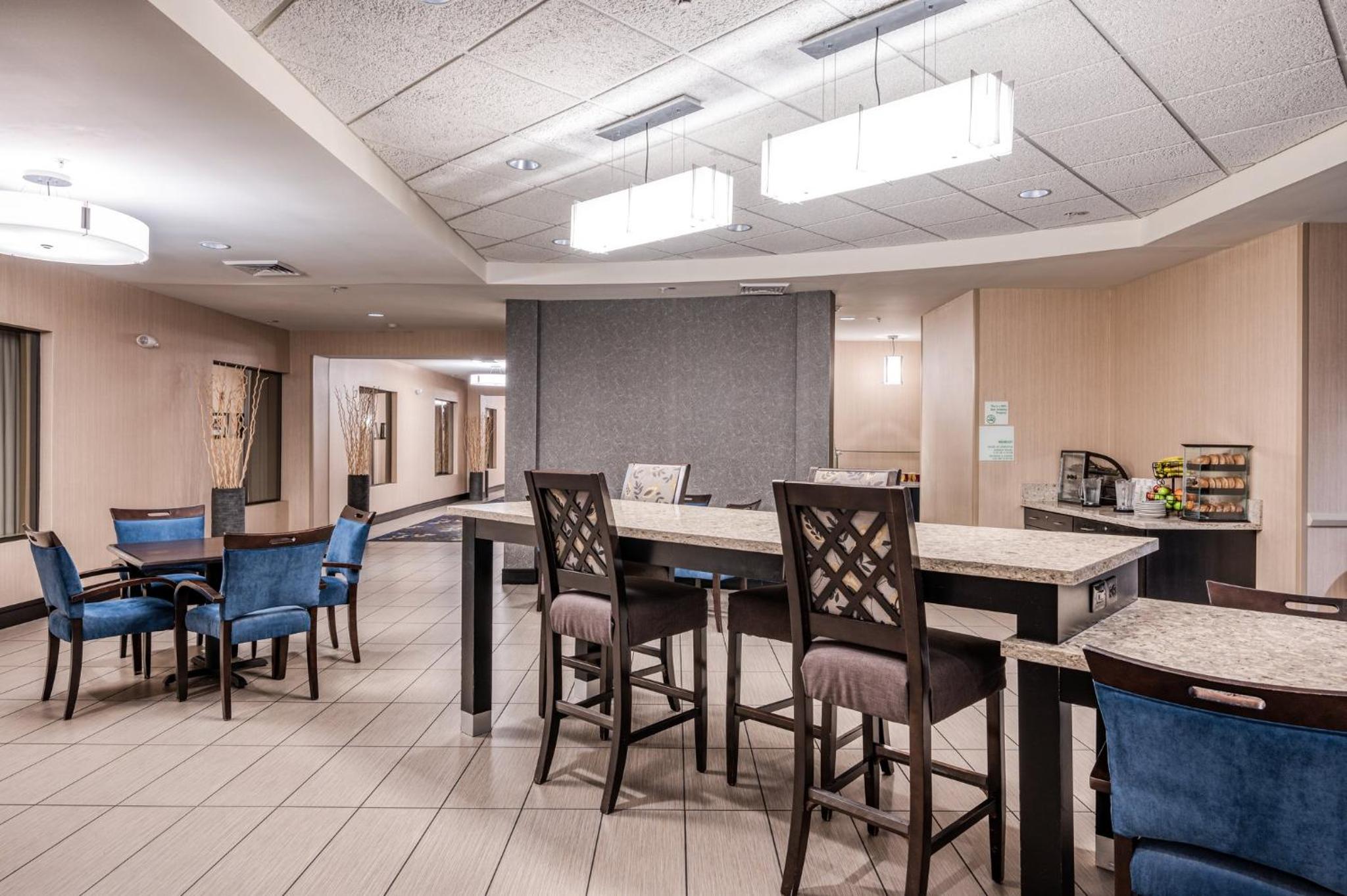 Terre Haute Vacations - Holiday Inn - Terre Haute, an IHG Hotel - Property Image 12