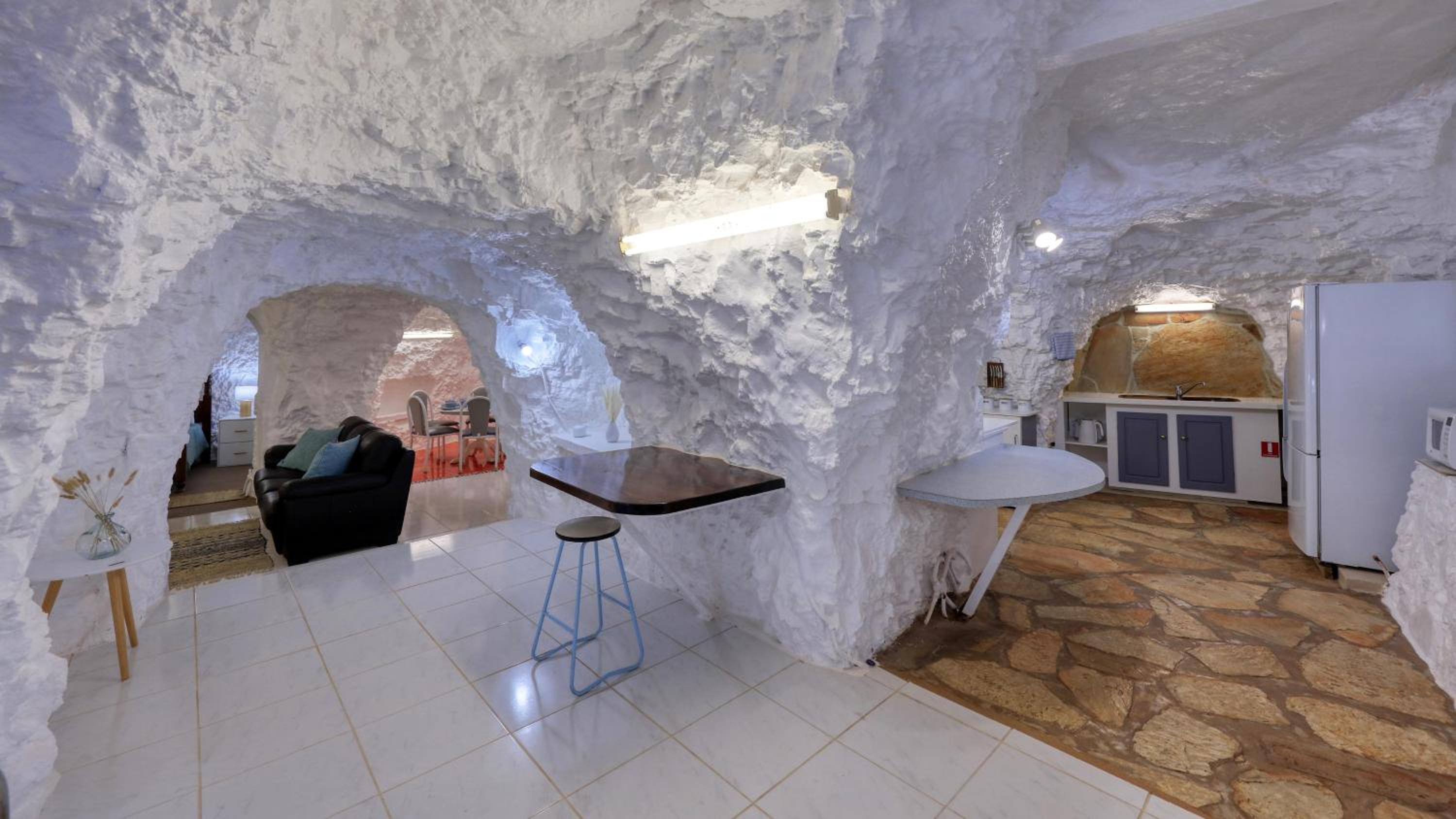 Desert Hideaway - White Cliffs