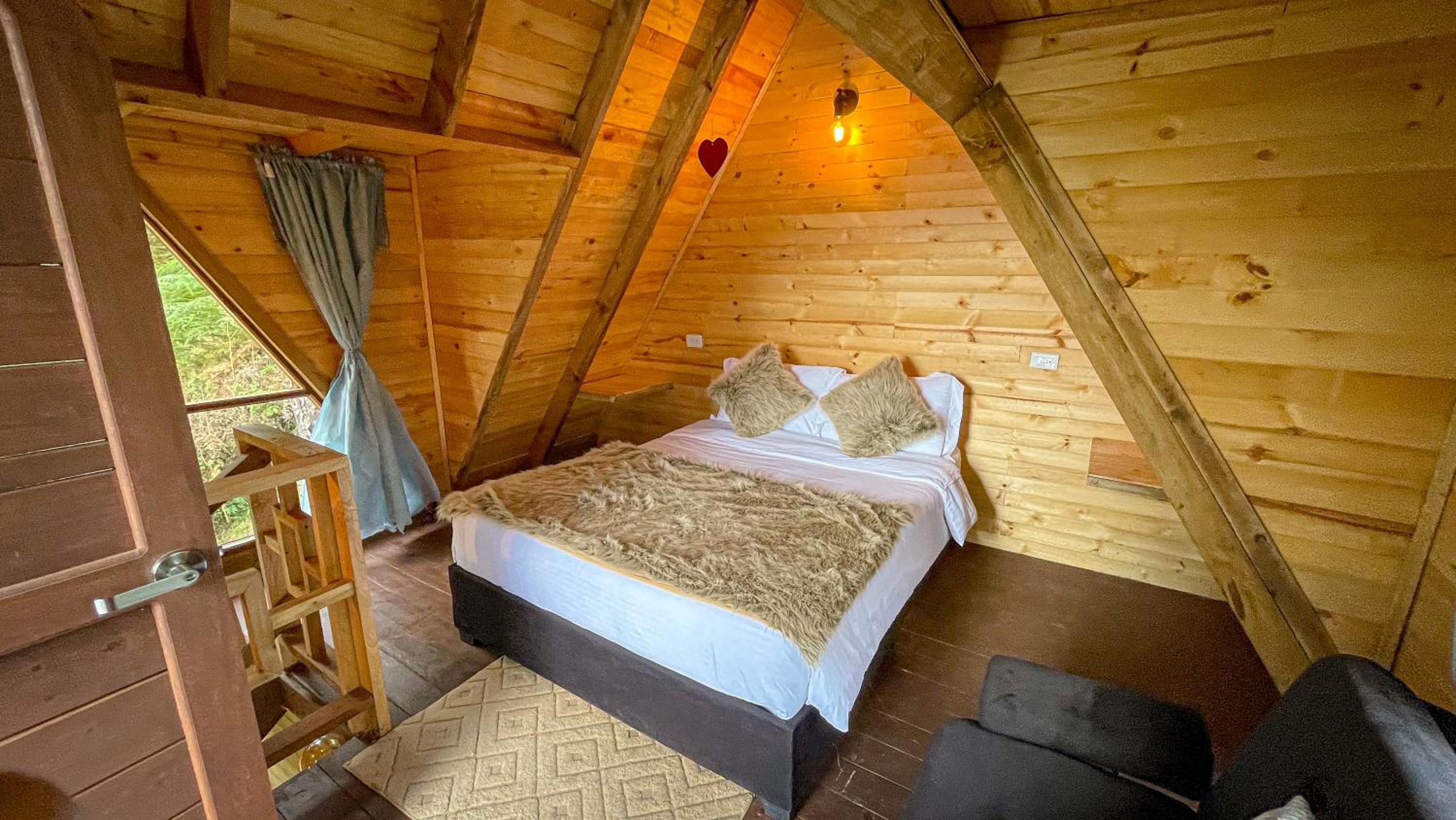 Glamping Magic Love