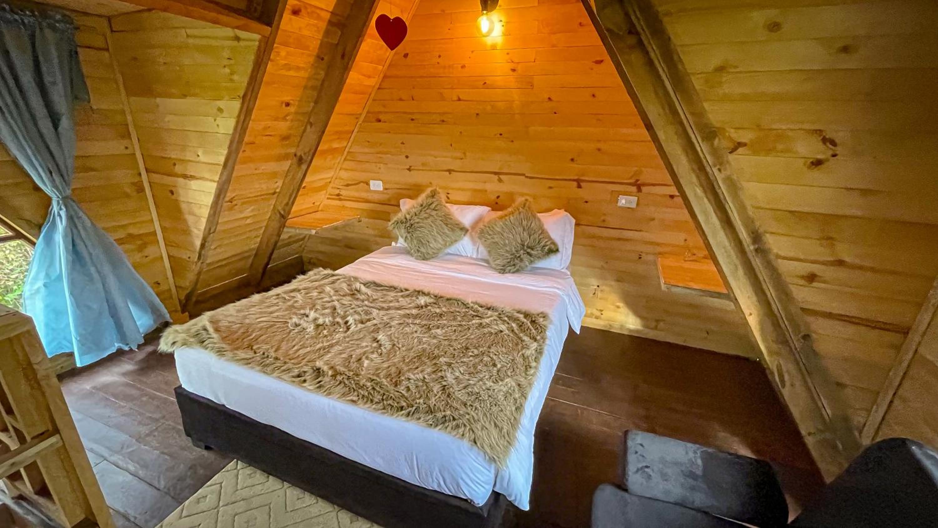 Glamping Magic Love