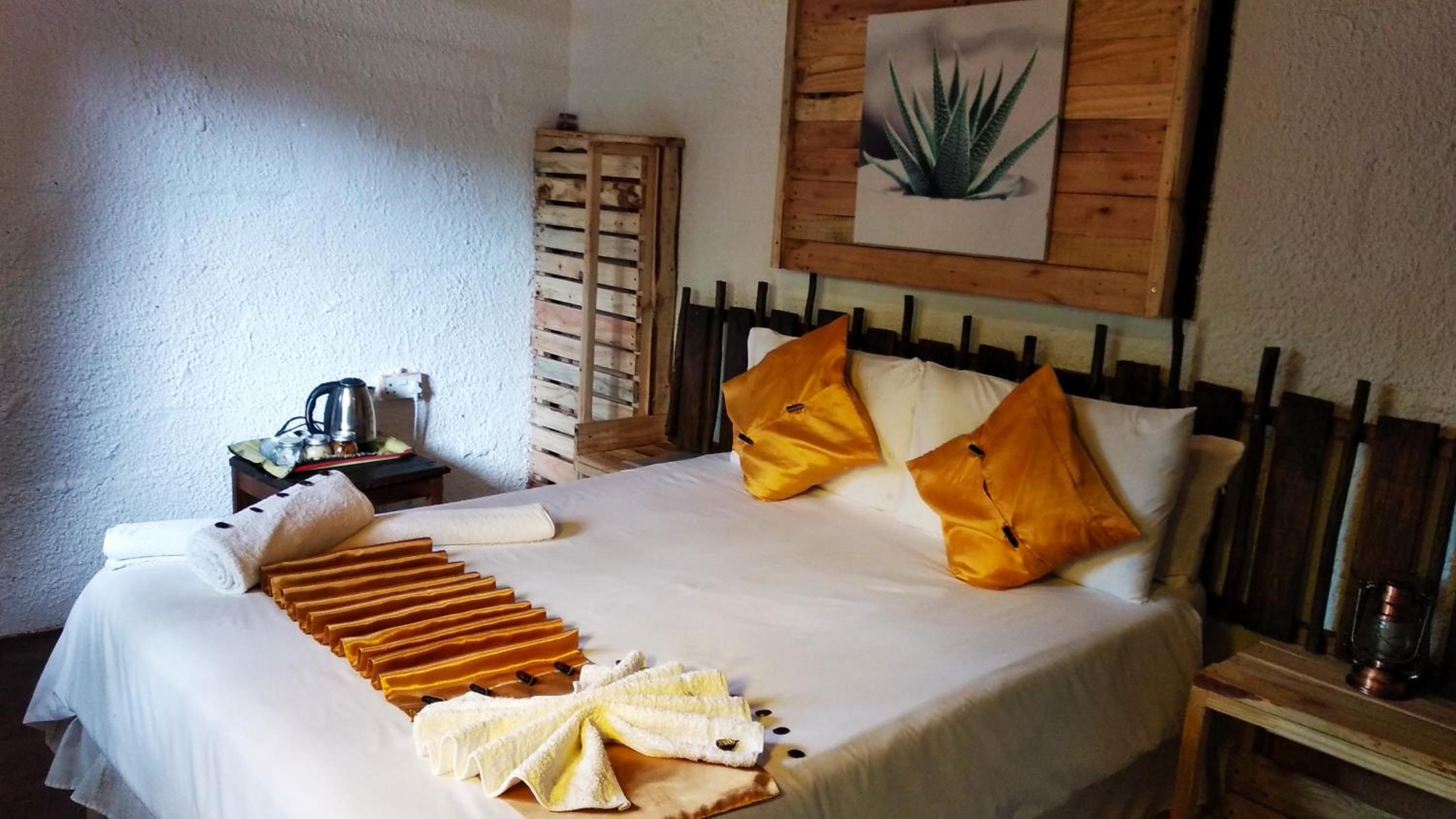 Elephant Trail Guesthouse and Backpackers
