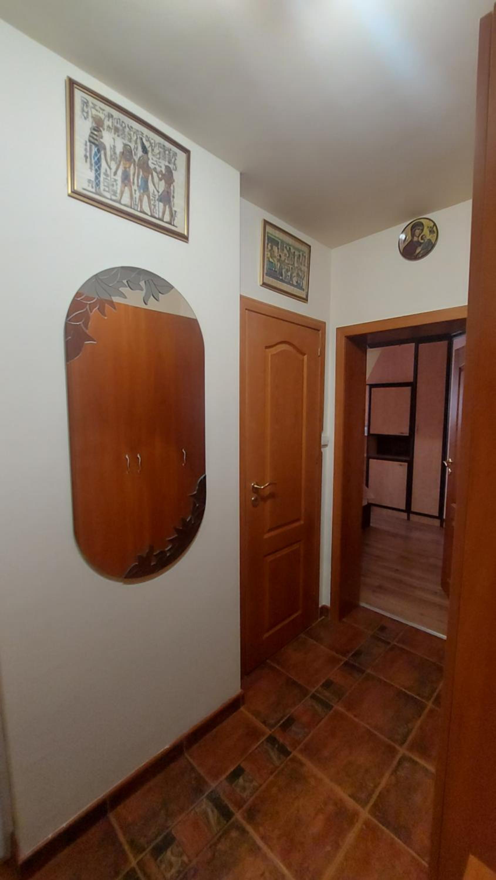 HostEx Vintage Apartment