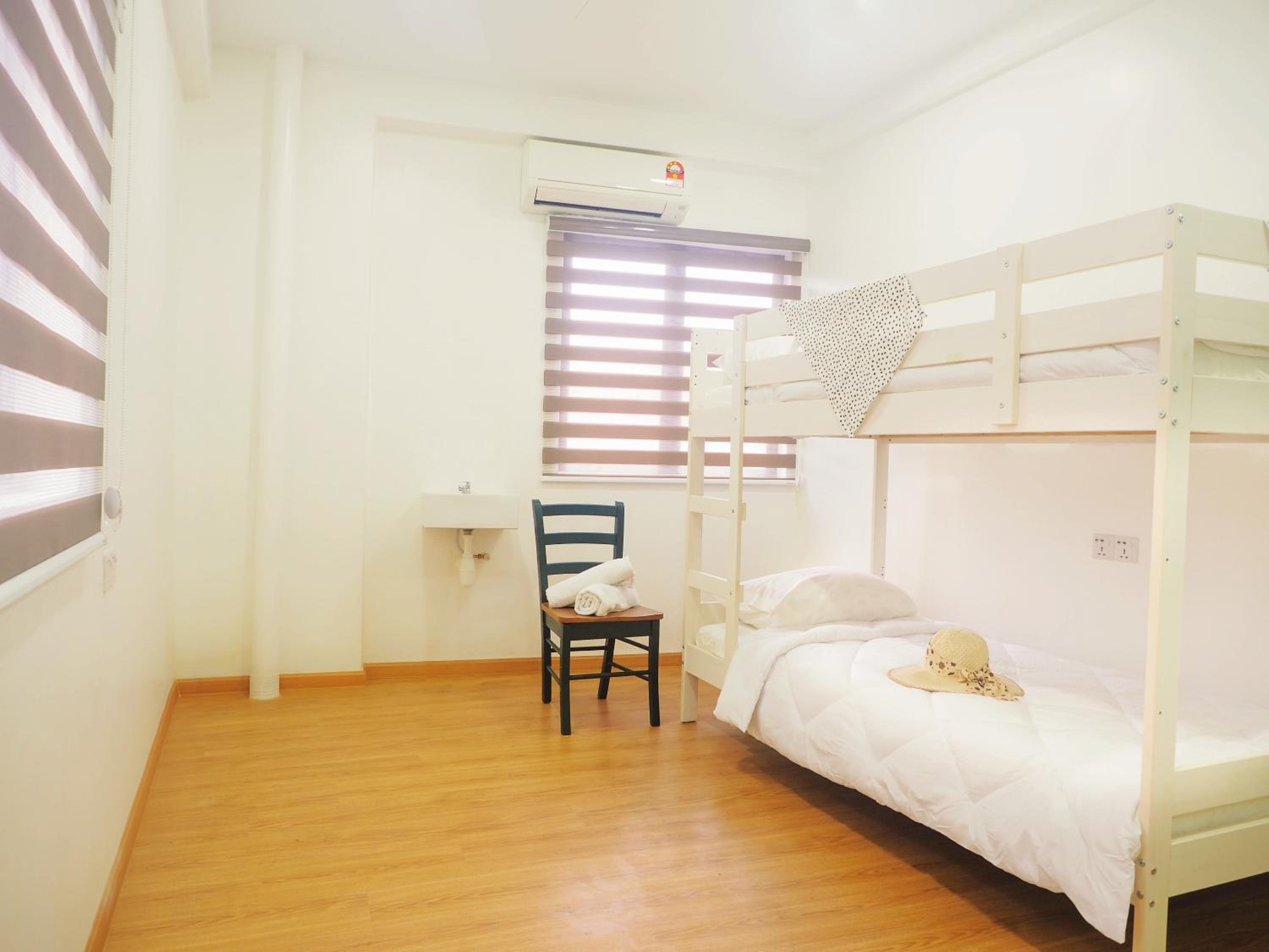 'My3rdHome' '4bedroom' '4 min walk to car free zone' By Shine Stay