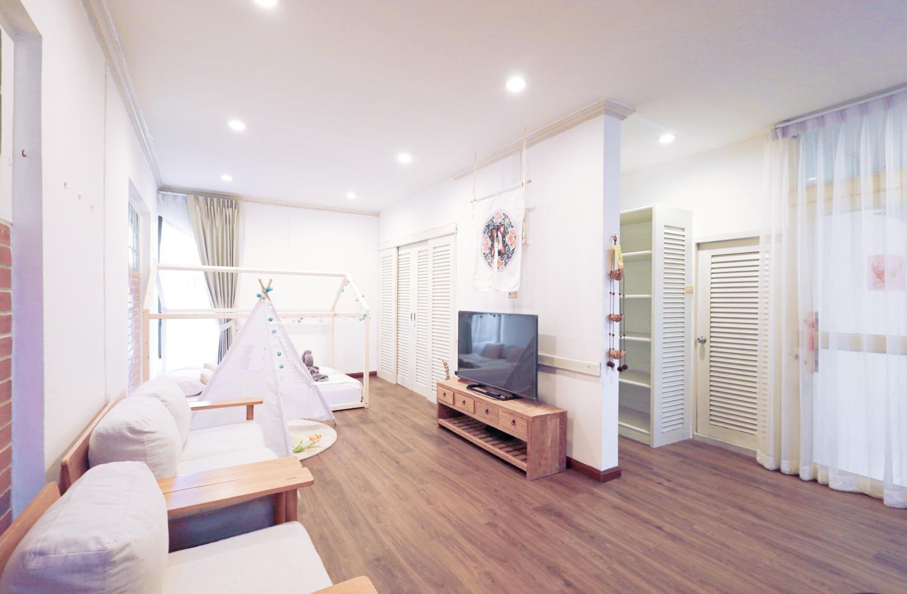 Ratchada Retreat Boutique Villa 1