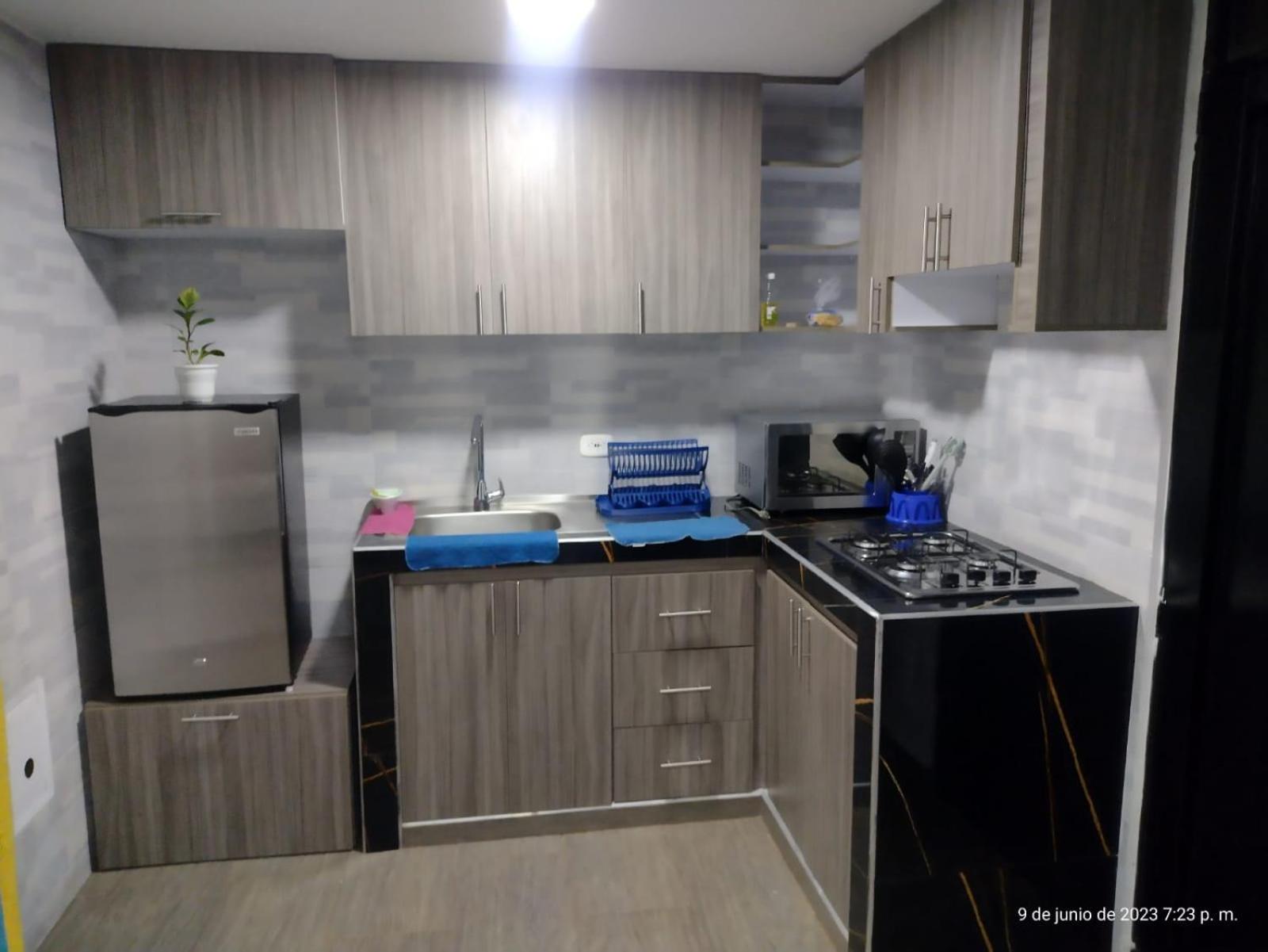 Apartamento con parqueadero y piscina