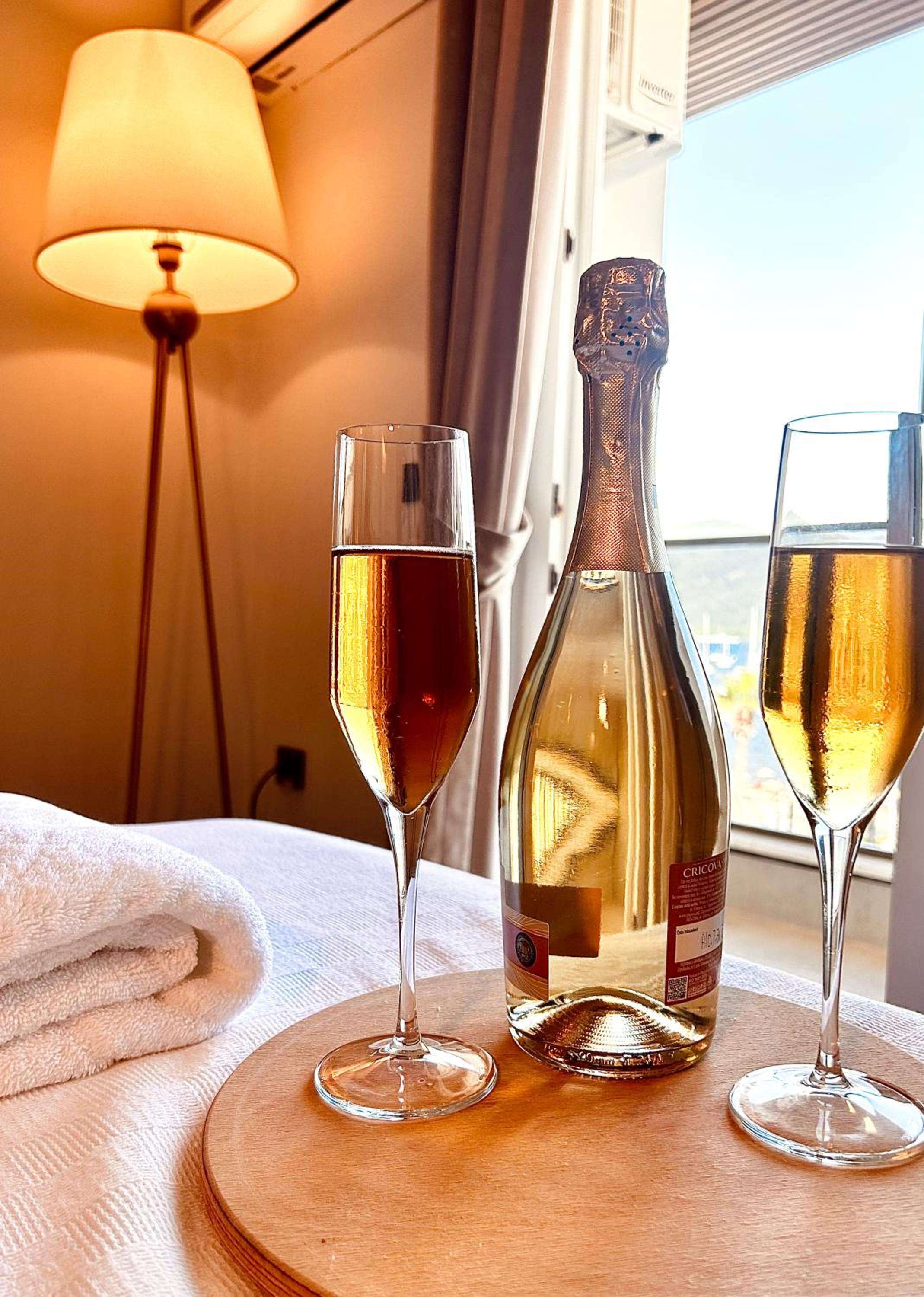 FİFTY5 SUİTE HOTEL - Image 36