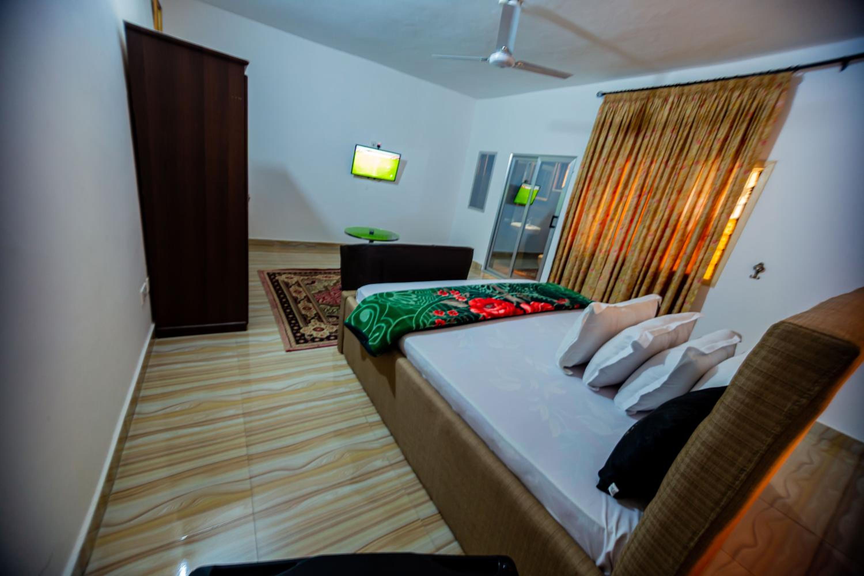 Nap Apartment Hotel