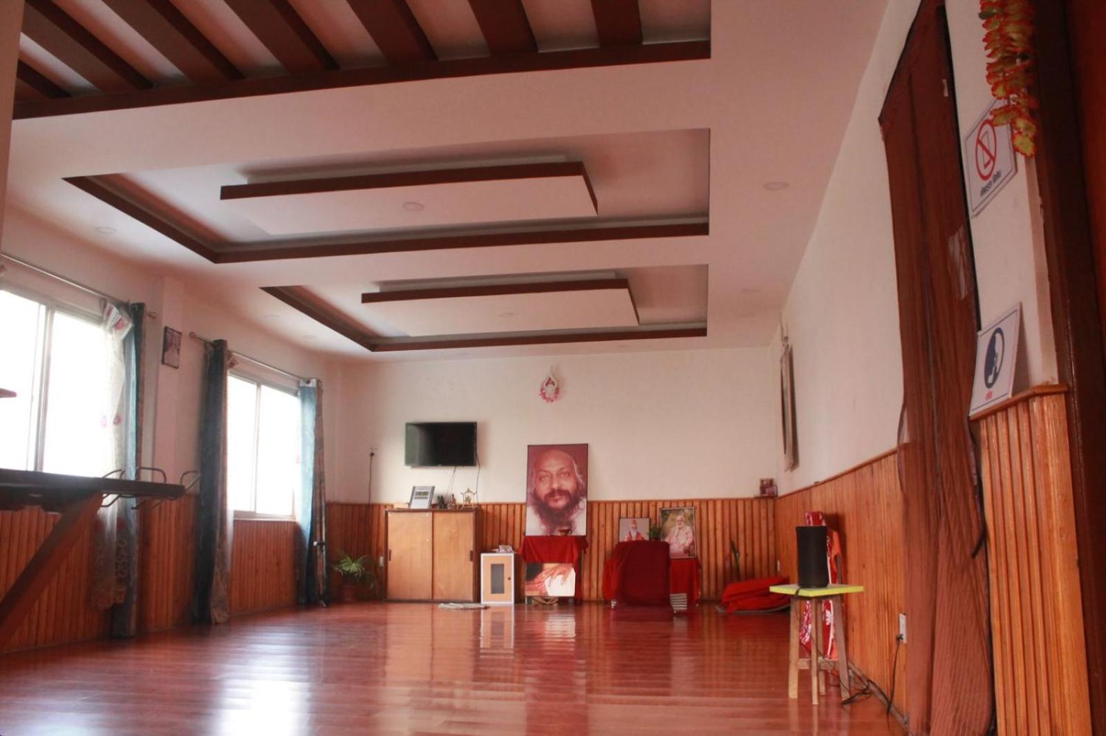 Osho Gaurishankar Meditation Center view 4