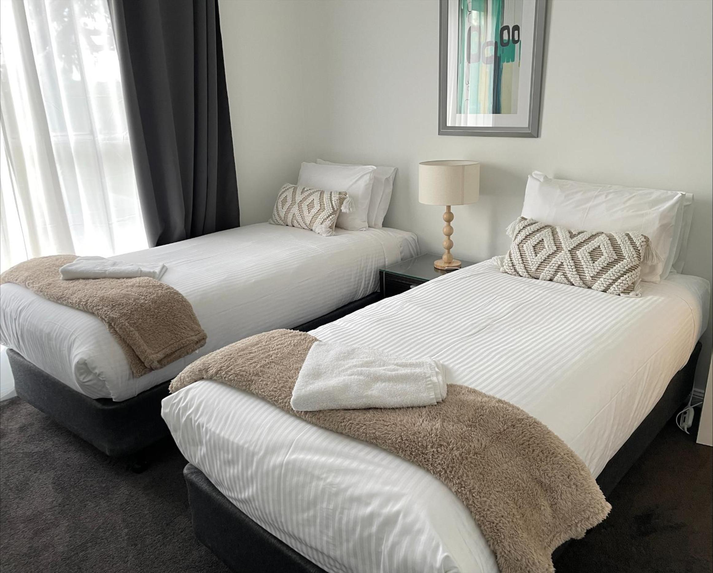 Winterwood Lodge - 6mins Jindabyne Pets Allow Farm Stay-Swimming Pool Summer Only