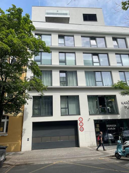 Apartment Karel with garage parking