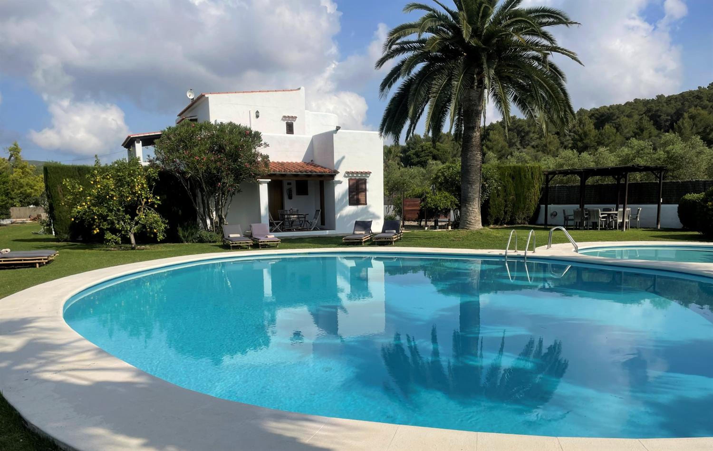 Authentic Villa with amazing pool