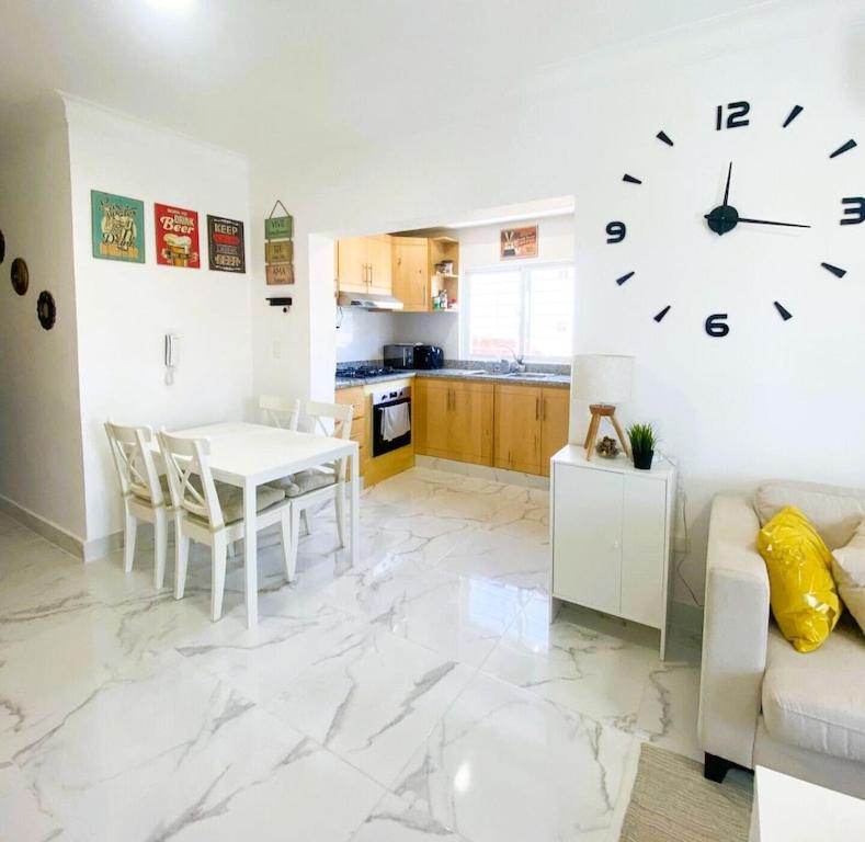 Moderno apartamento de estilo europeo en Santo Domingo Este