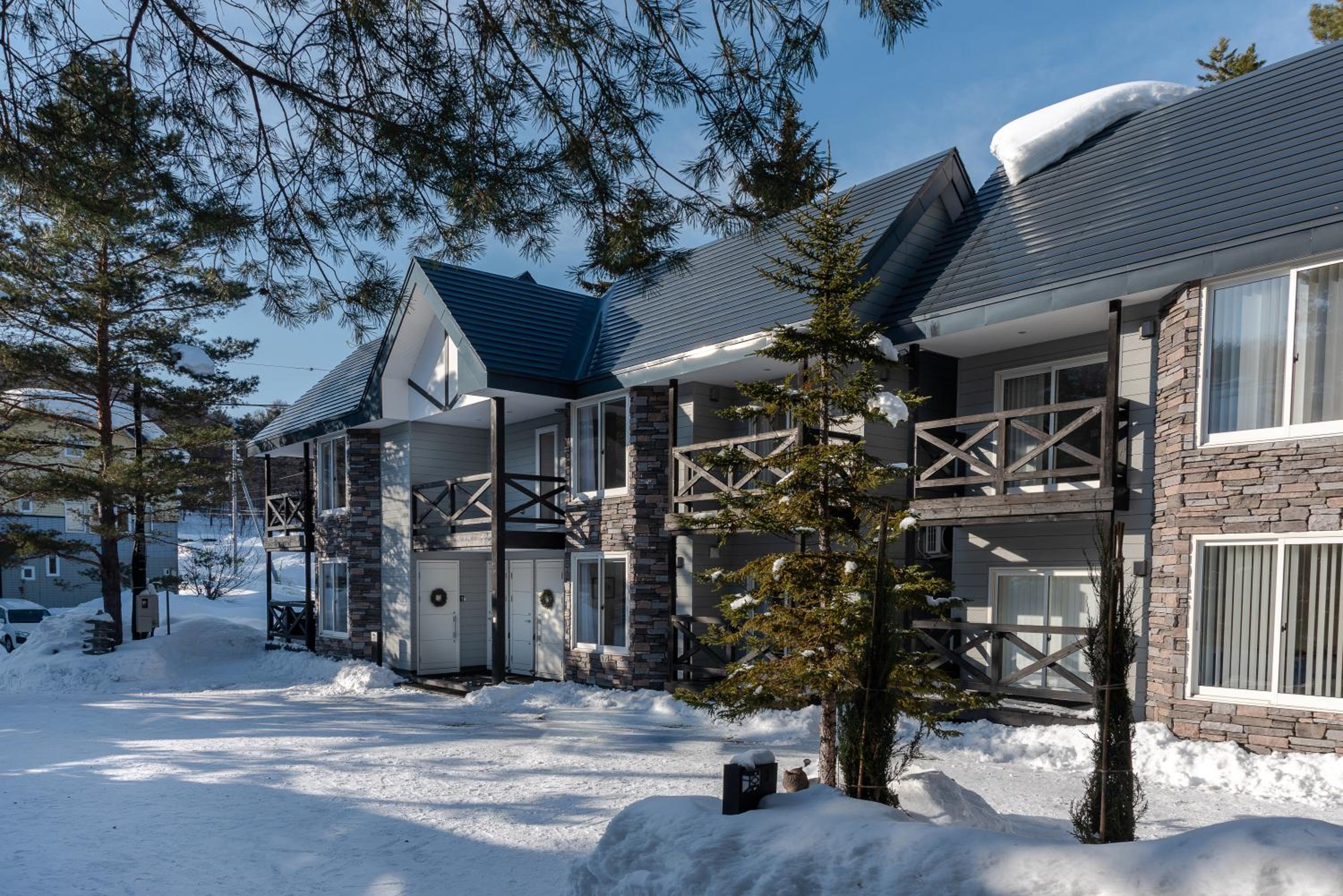 Furano Lofts & Chalet view 3