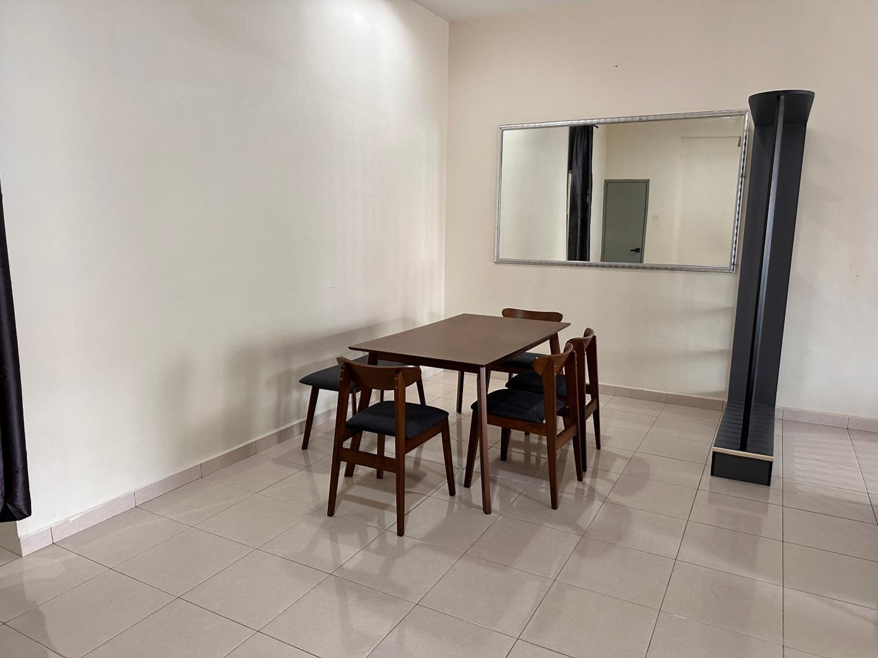 Fitzw Homestay Kota SAS - All rooms with aircond photo 4