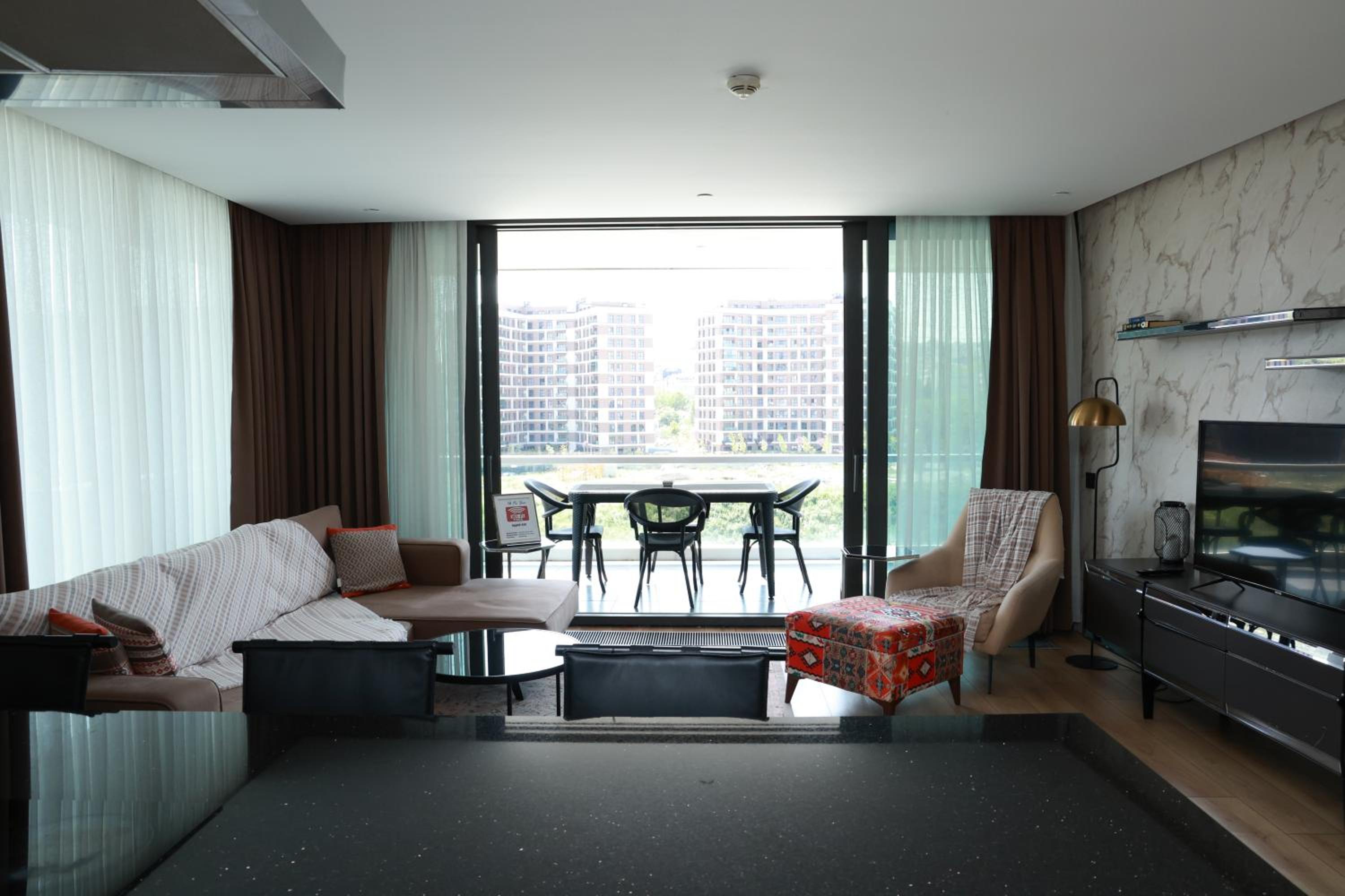 Lovely Two Bedroom Appartment Istanbul