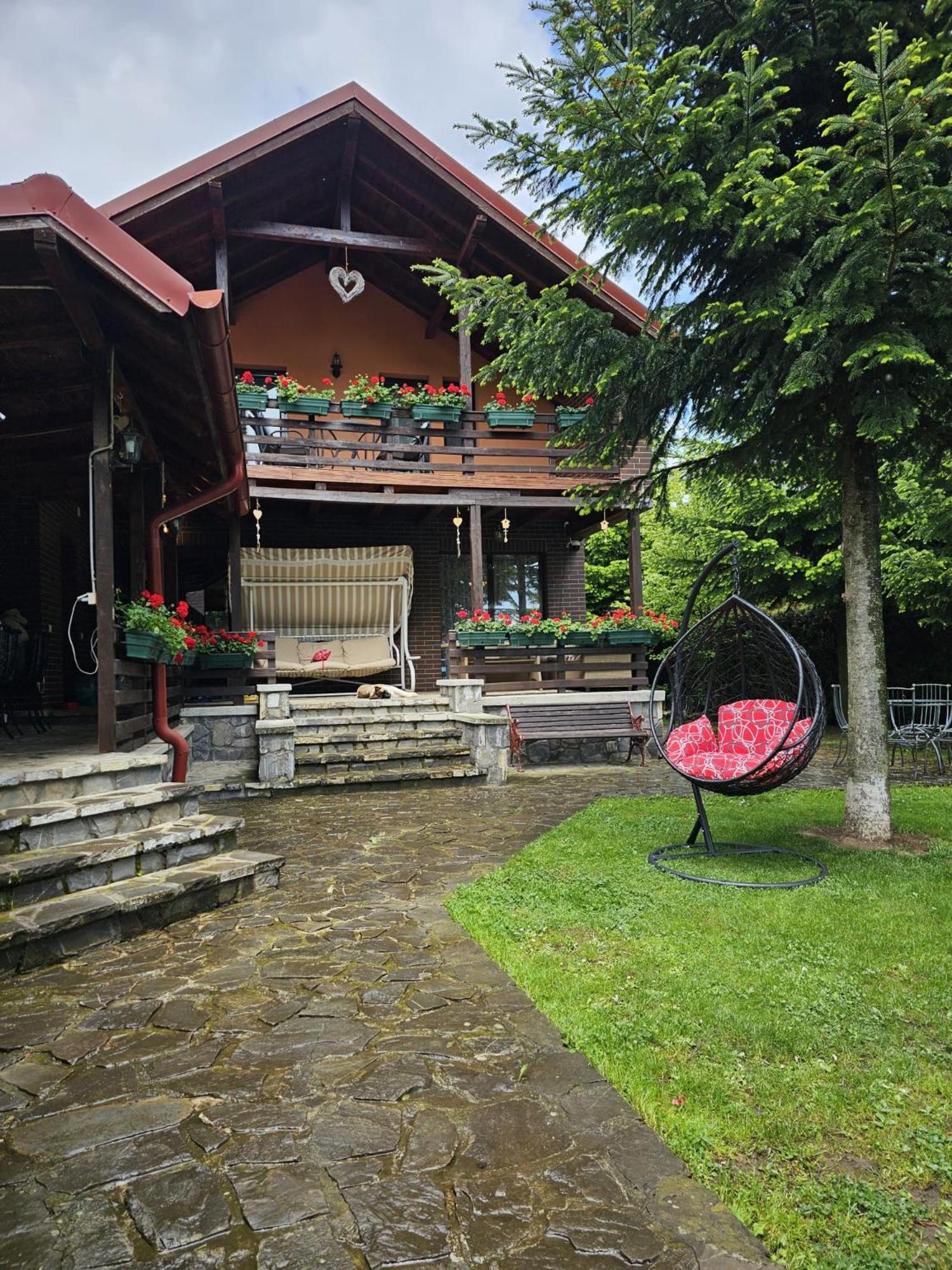 Cabana Casuta de Ciocolata