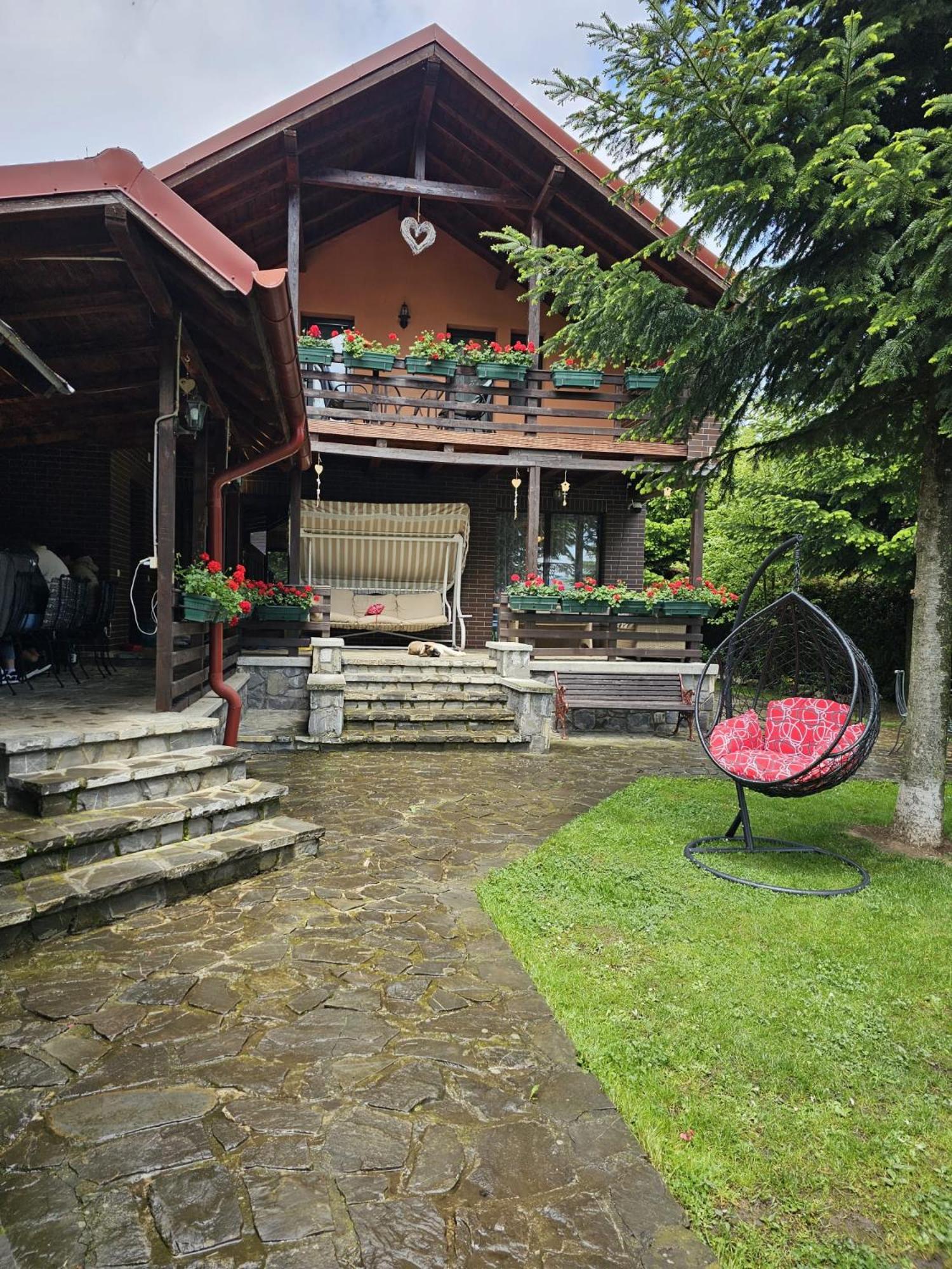 Cabana Casuta de Ciocolata