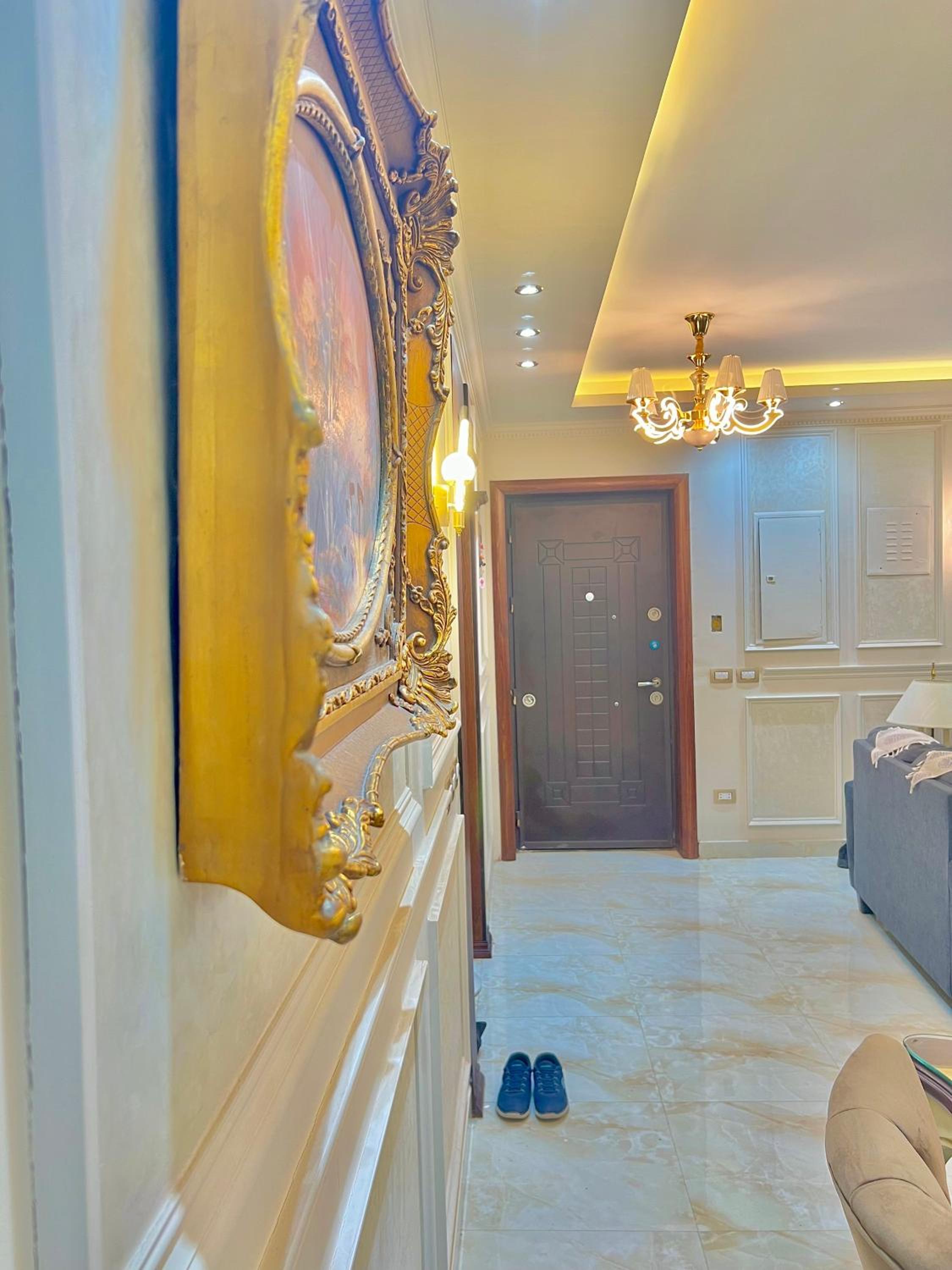 Ultra Luxury 3BR with Pools ,Sports ,Dining in Gated compound, Close to all sites