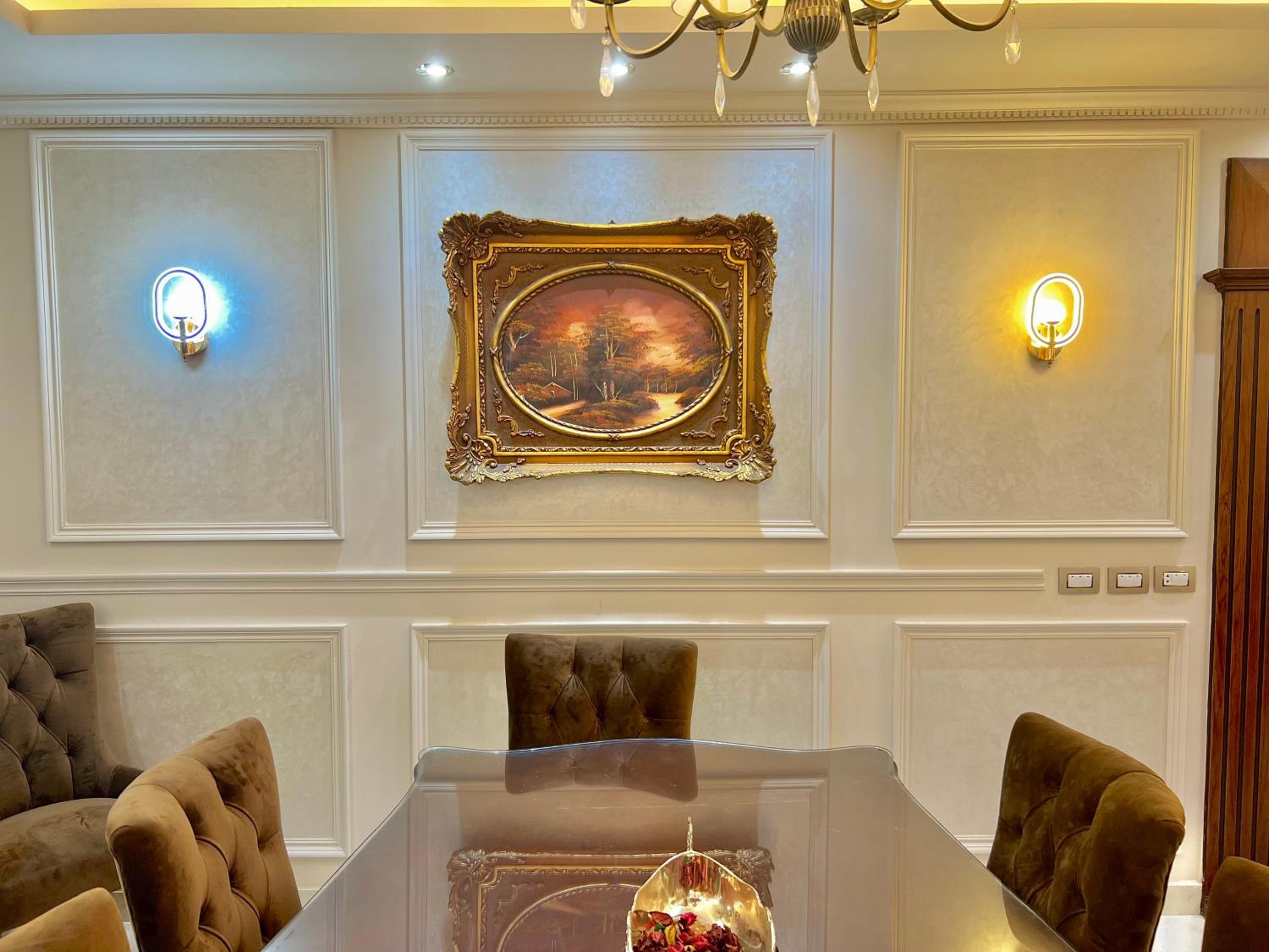 Ultra Luxury 3BR with Pools ,Sports ,Dining in Gated compound, Close to all sites
