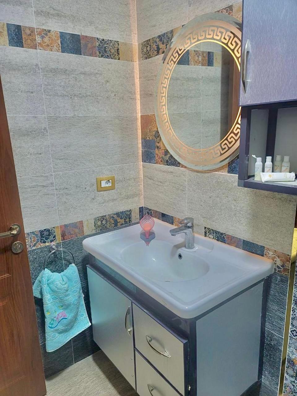 Ultra Luxury 3BR with Pools ,Sports ,Dining in Gated compound, Close to all sites