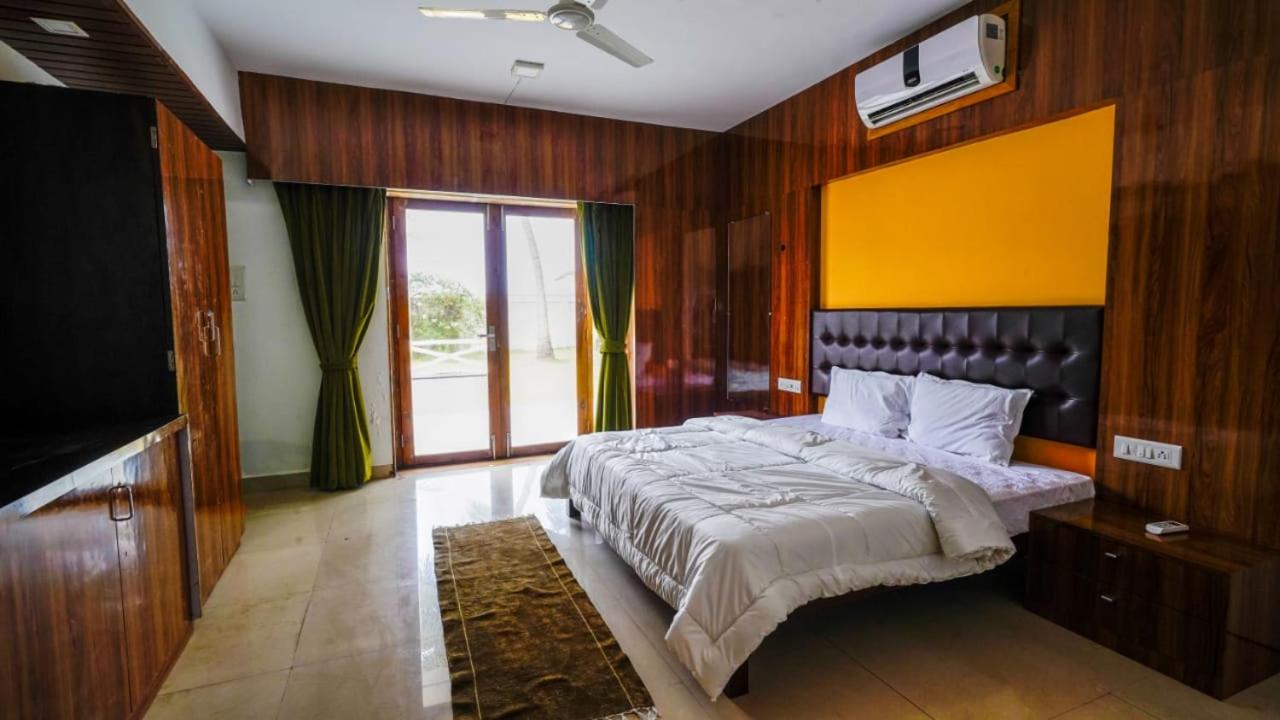 SOM 4BHL VILLA ALIBAUG view 5