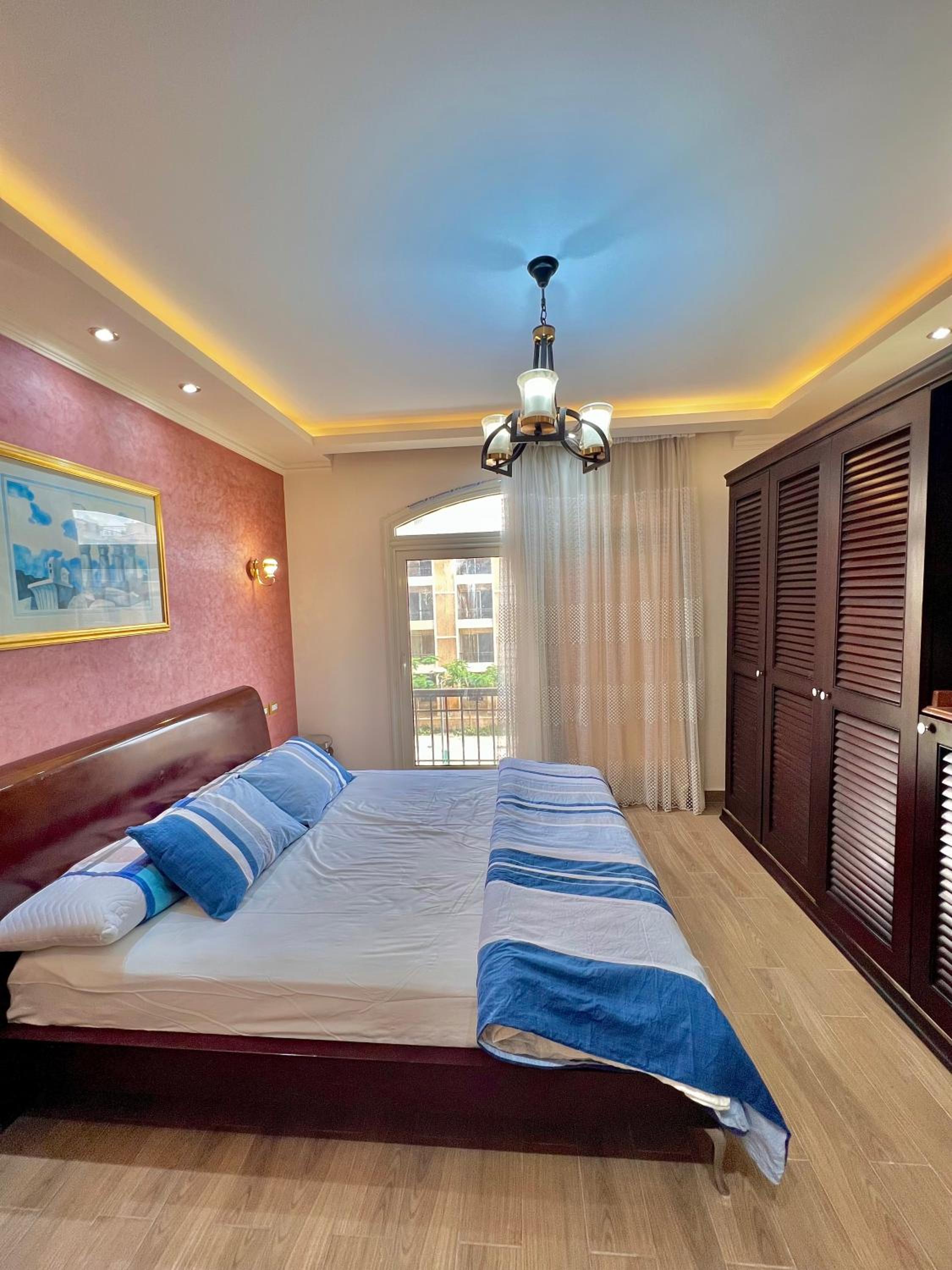 Ultra Luxury 3BR with Pools ,Sports ,Dining in Gated compound, Close to all sites