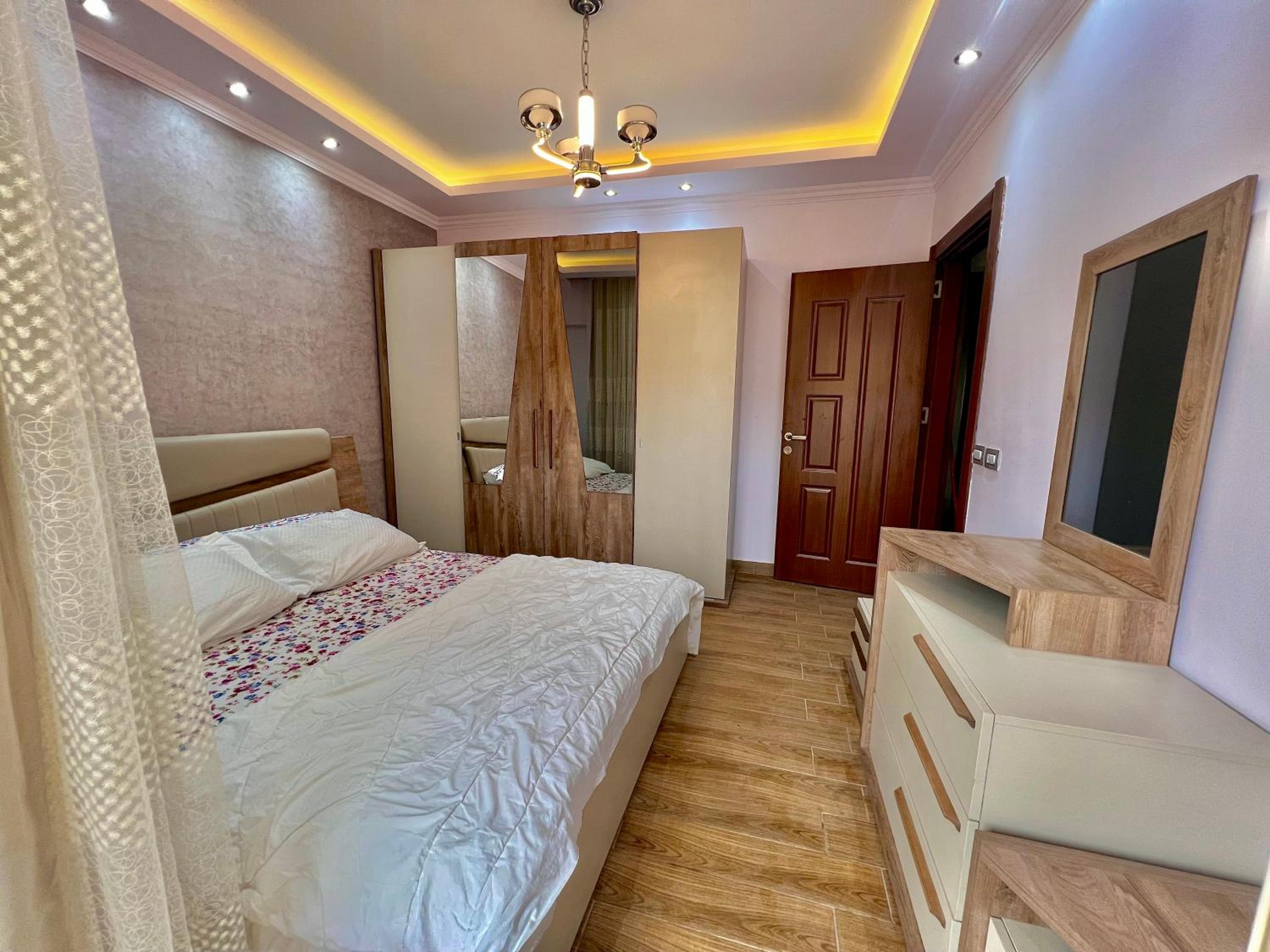 Ultra Luxury 3BR with Pools ,Sports ,Dining in Gated compound, Close to all sites
