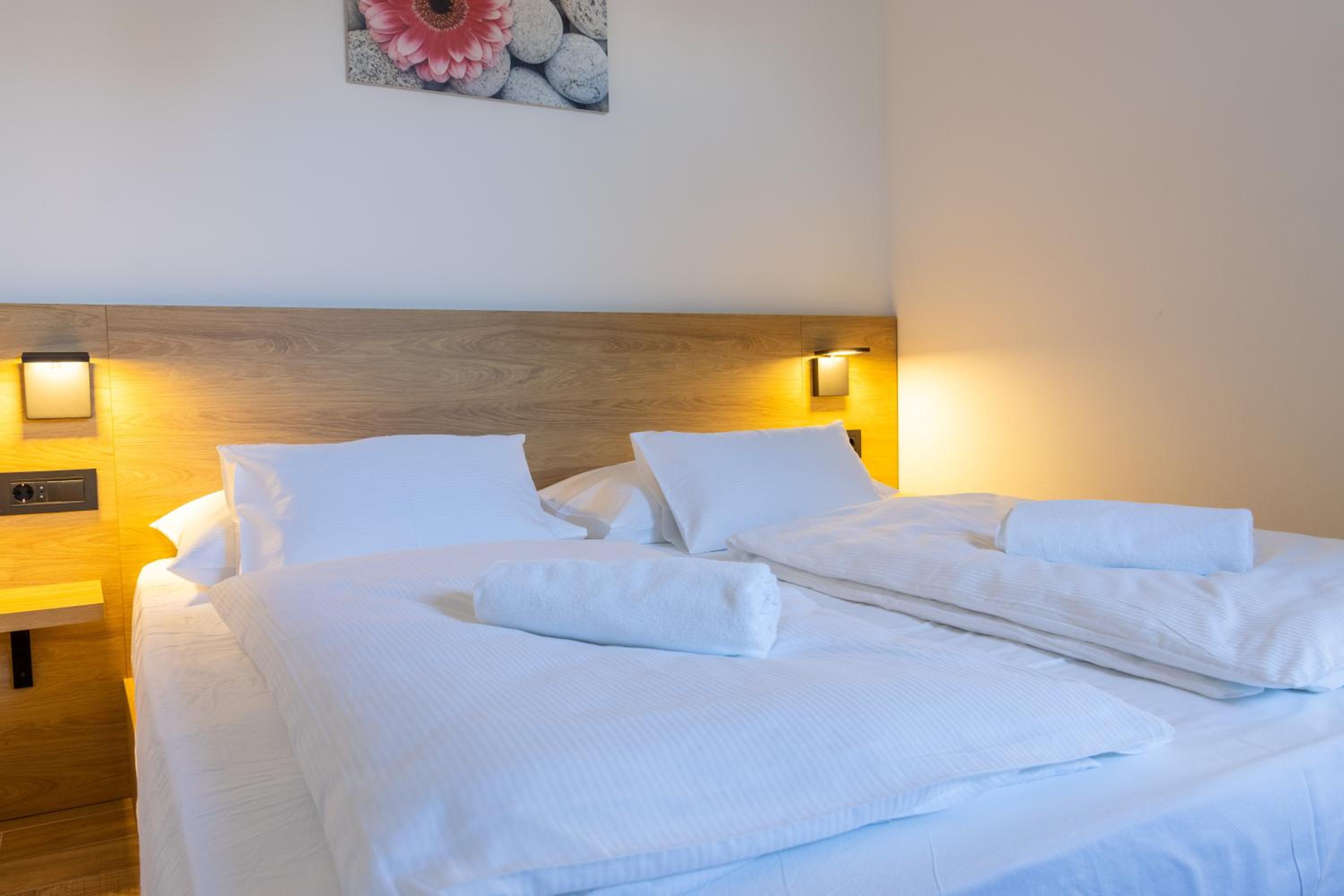 Apartments & rooms Stella Adriatica