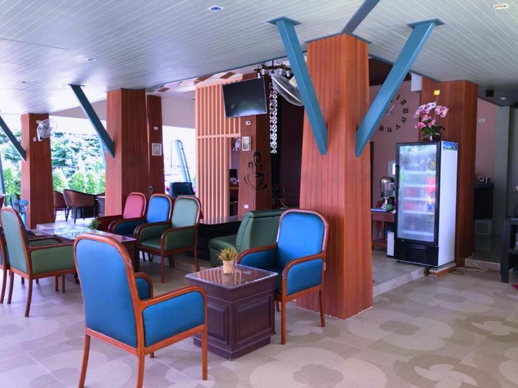 MS Hotel Sriracha