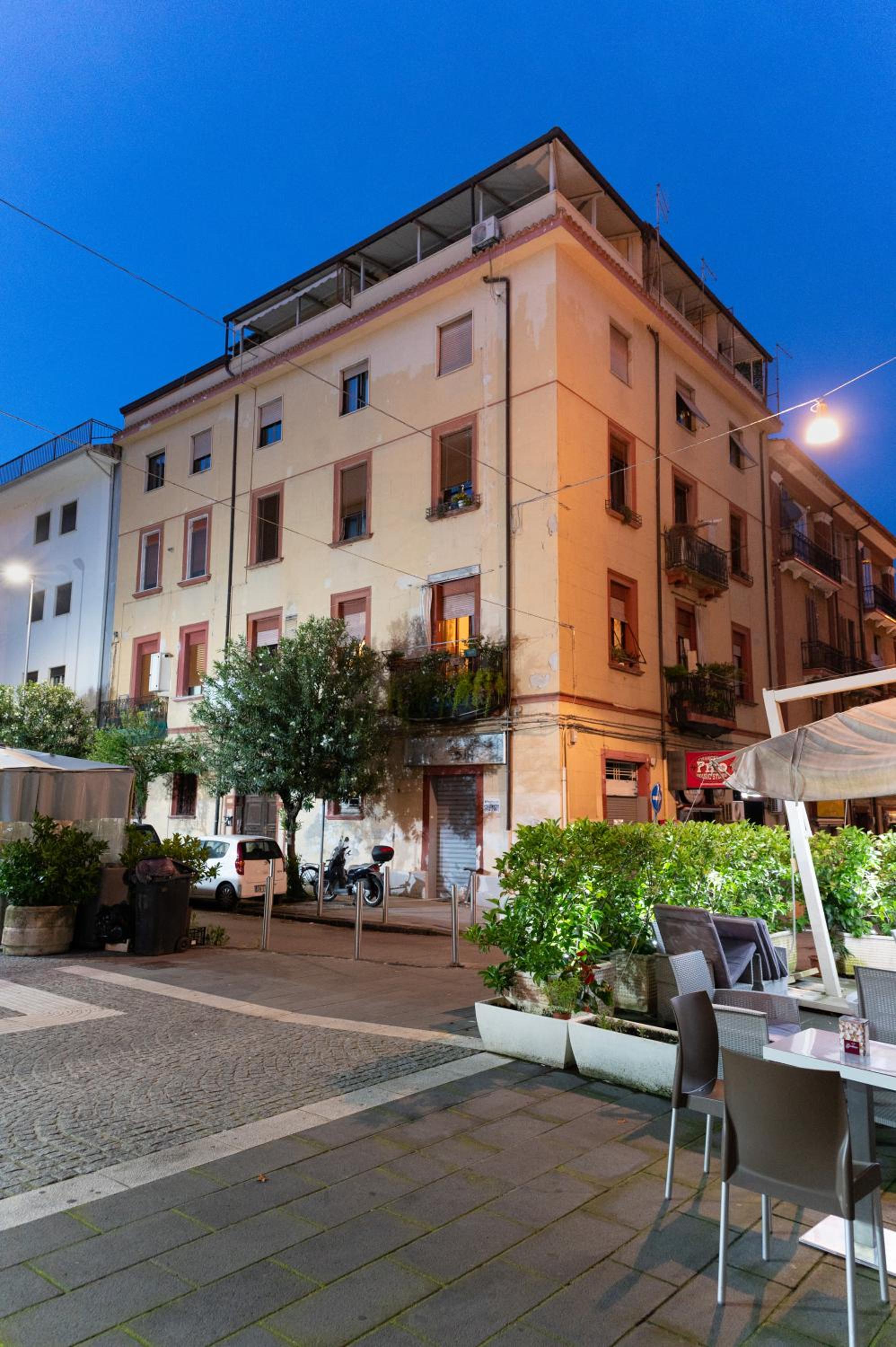 5 Sensi - Terrazzo, Fibra Ultraveloce, Parcheggio Coperto su Richiesta a Pagamento view 5