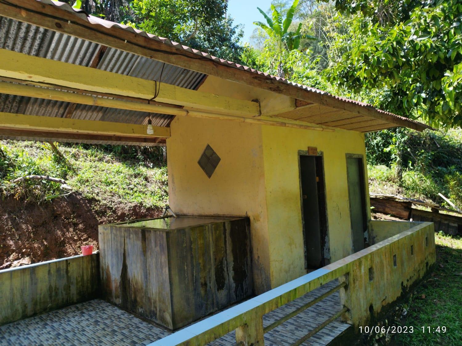 Tongkonan Layuk Kalembang Homestay view 4