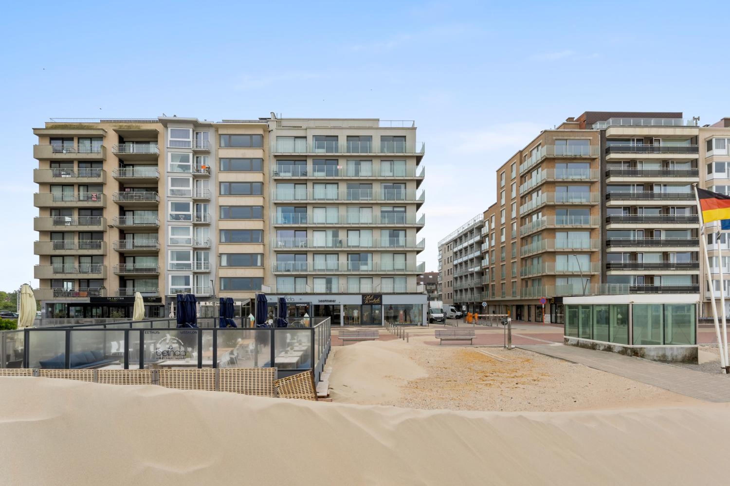 Seaflow-Holiday appartment with frontal sea view