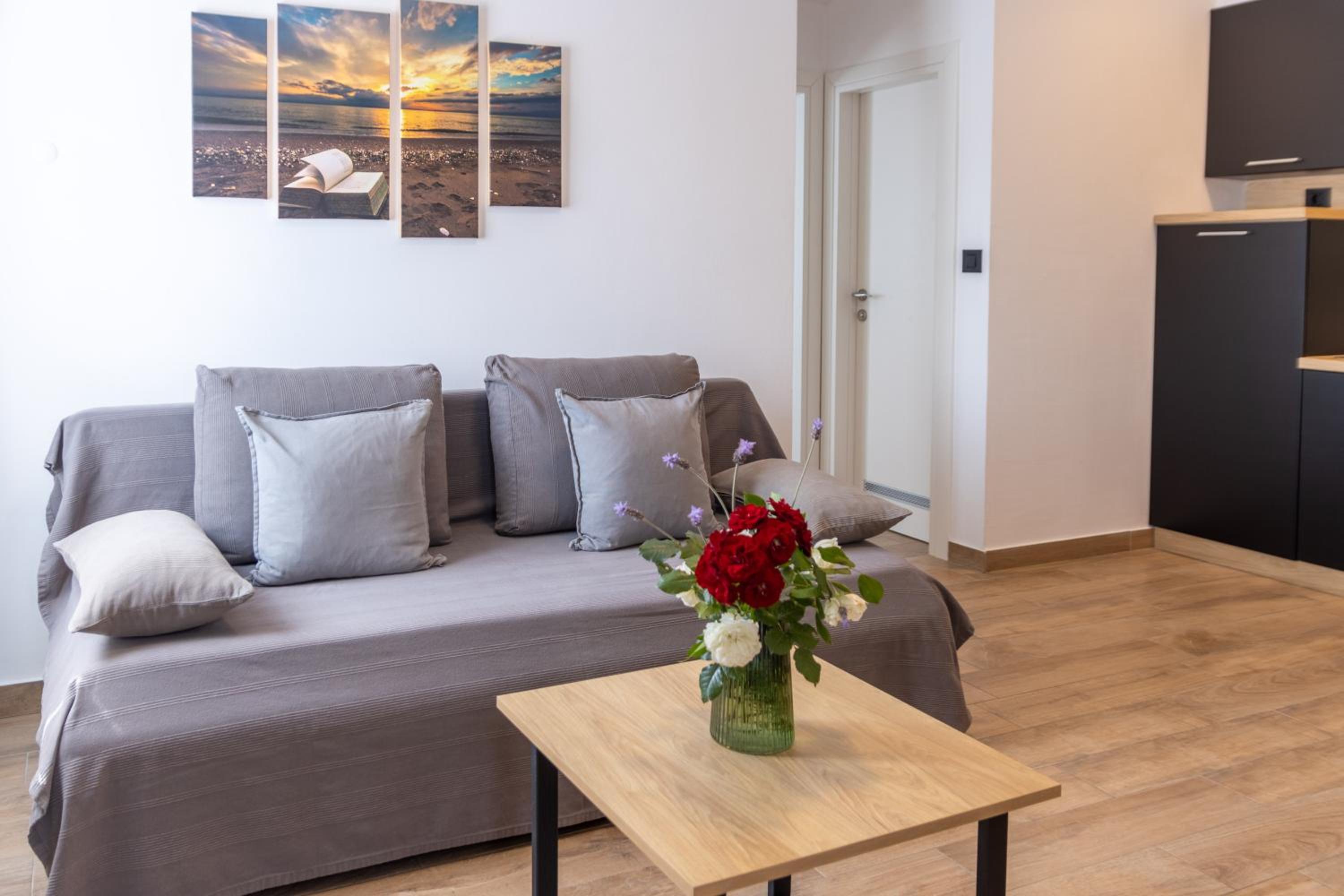 Apartments & rooms Stella Adriatica