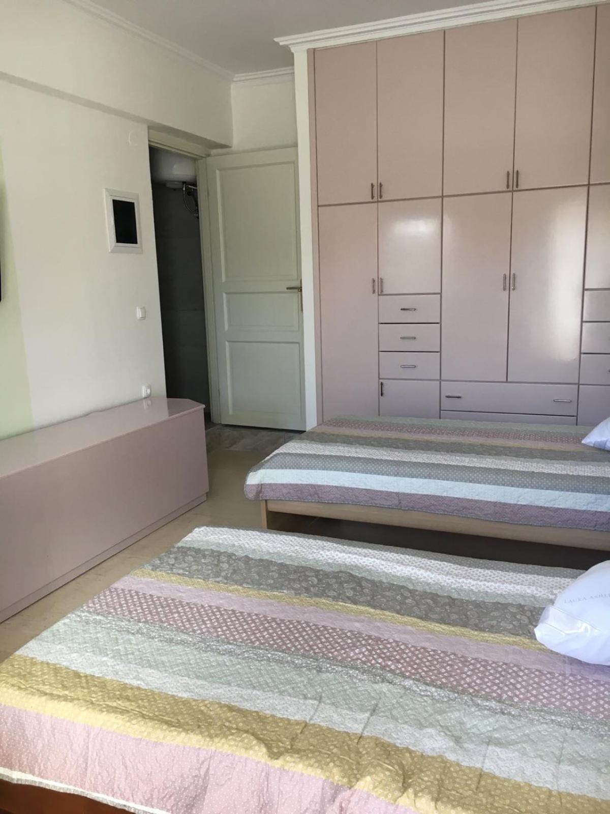 Eva Rooms view 4
