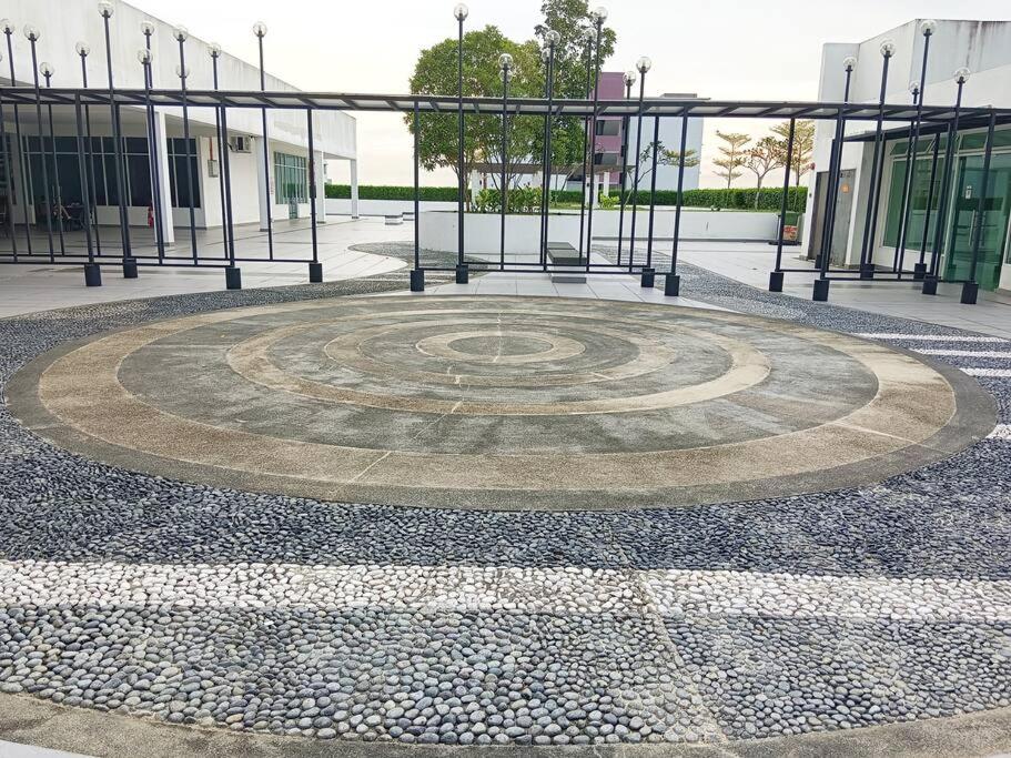Twin Danga, Near CIQ 3BR 9PAX, Perling-Woodlands Sea view,Hint
