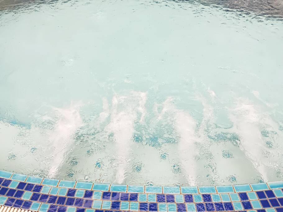 Twin Danga, Near CIQ 3BR 9PAX, Perling-Woodlands Sea view,Hint